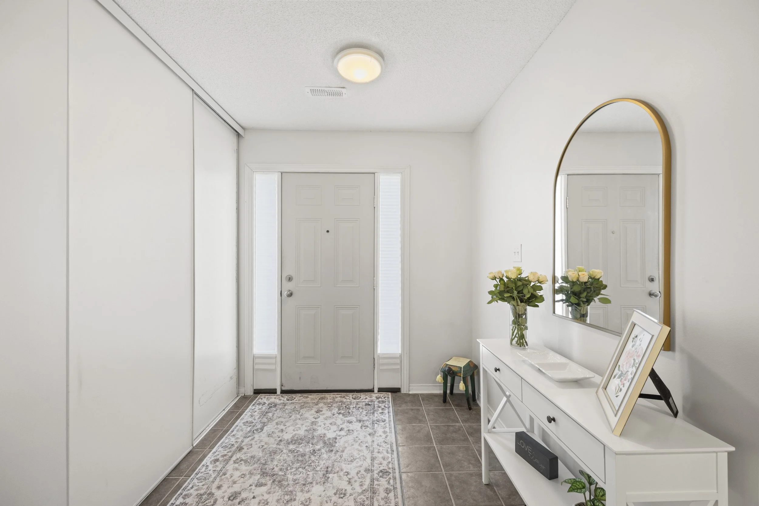 25-9 Ailsa Place-5.JPG