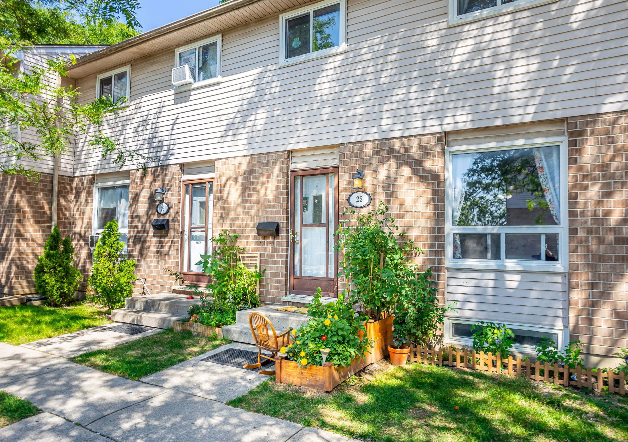 22-311 Vesta Rd-1.jpg