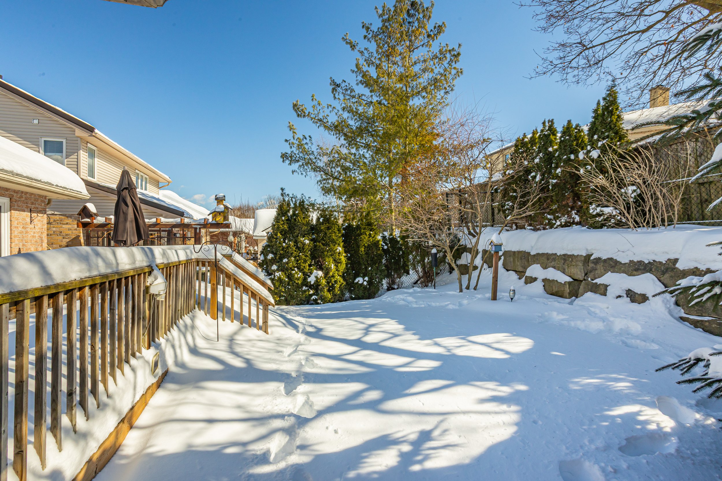 928 Crestview Cres-45.jpg