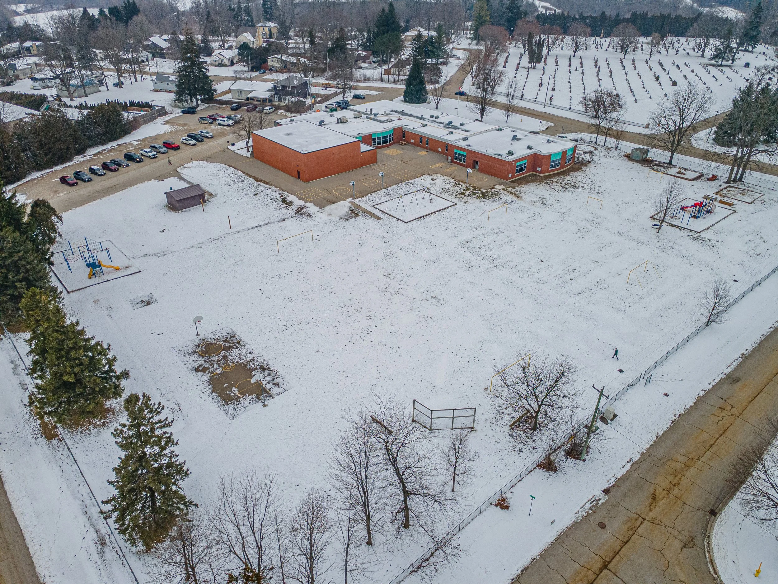 18 Hawthorn Cres -46.jpg