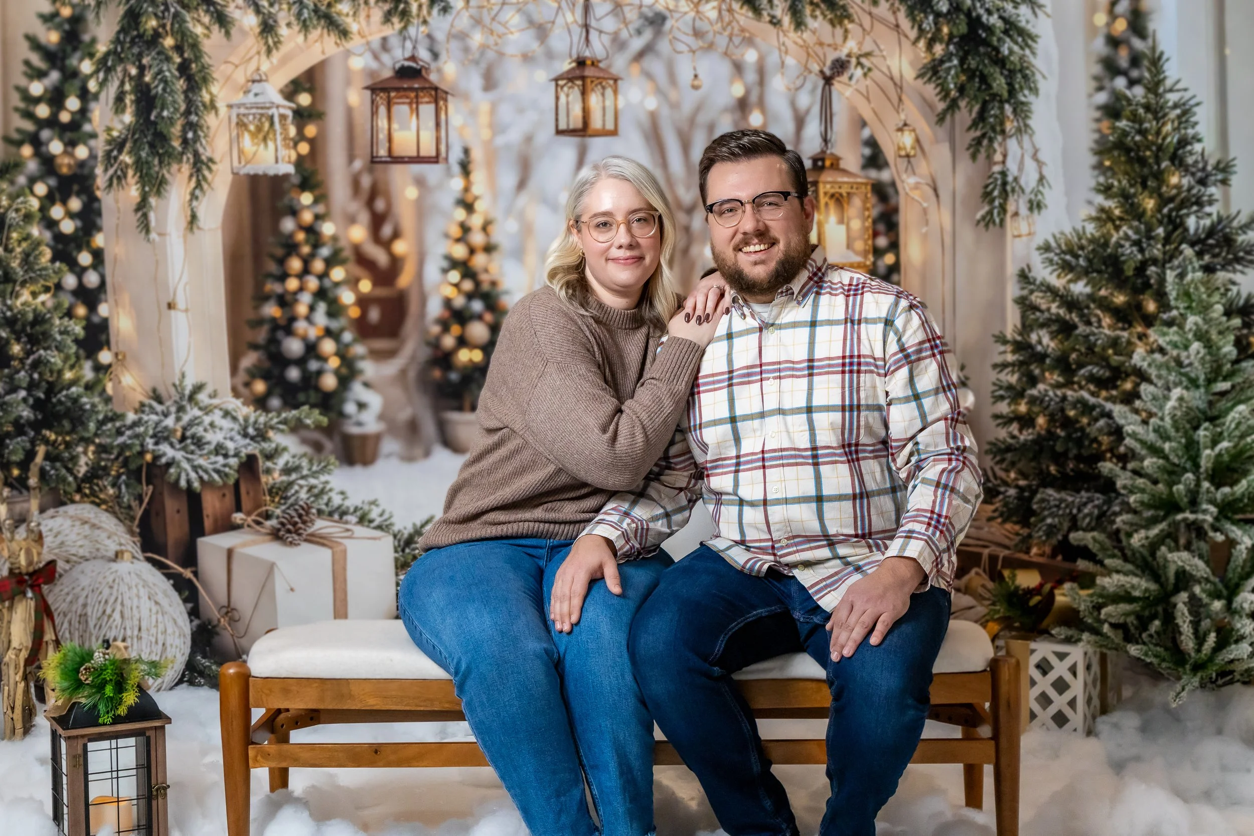 ChristmasMinis_NoraFamily_SOCIAL-17.jpg