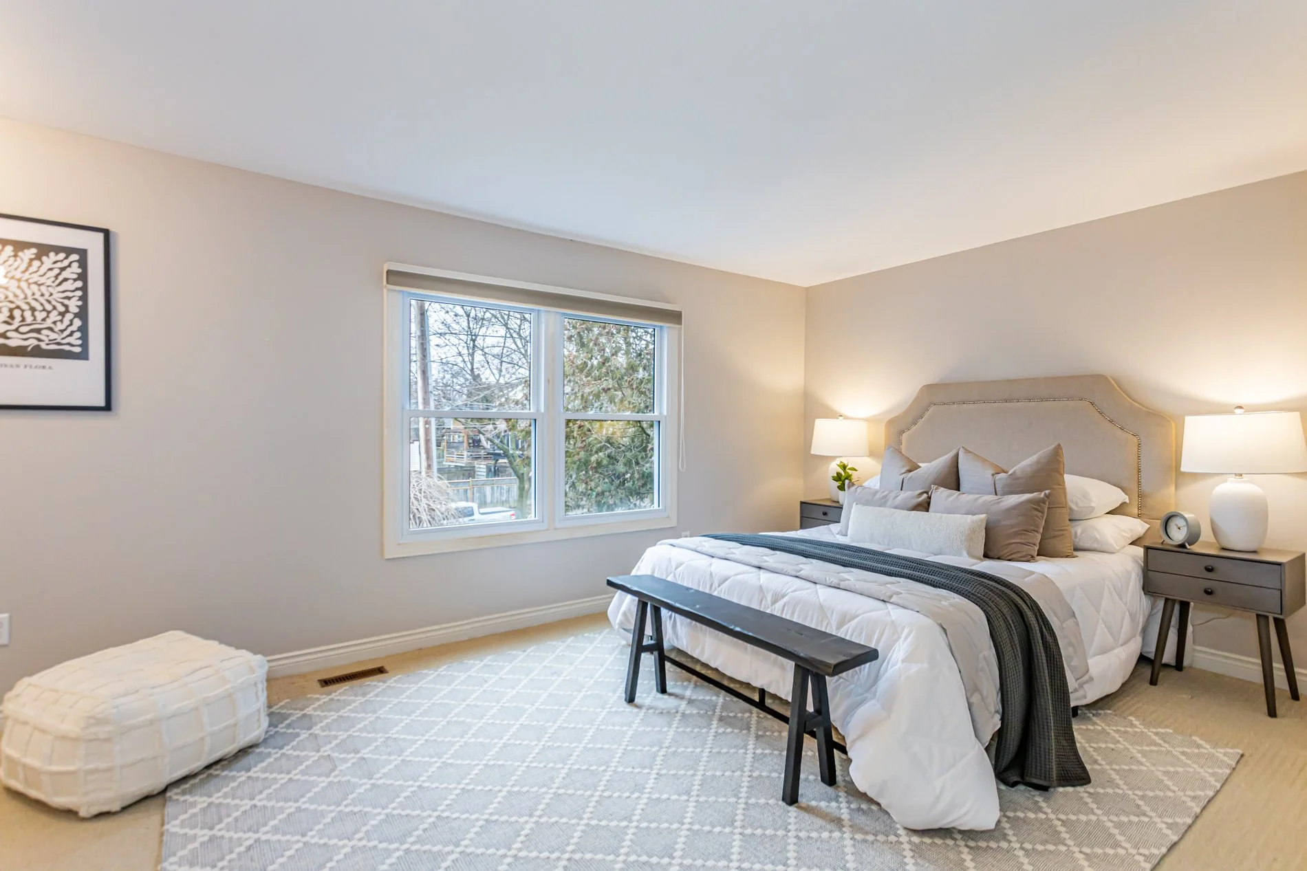 1-231 Windsor Ave-18.jpg
