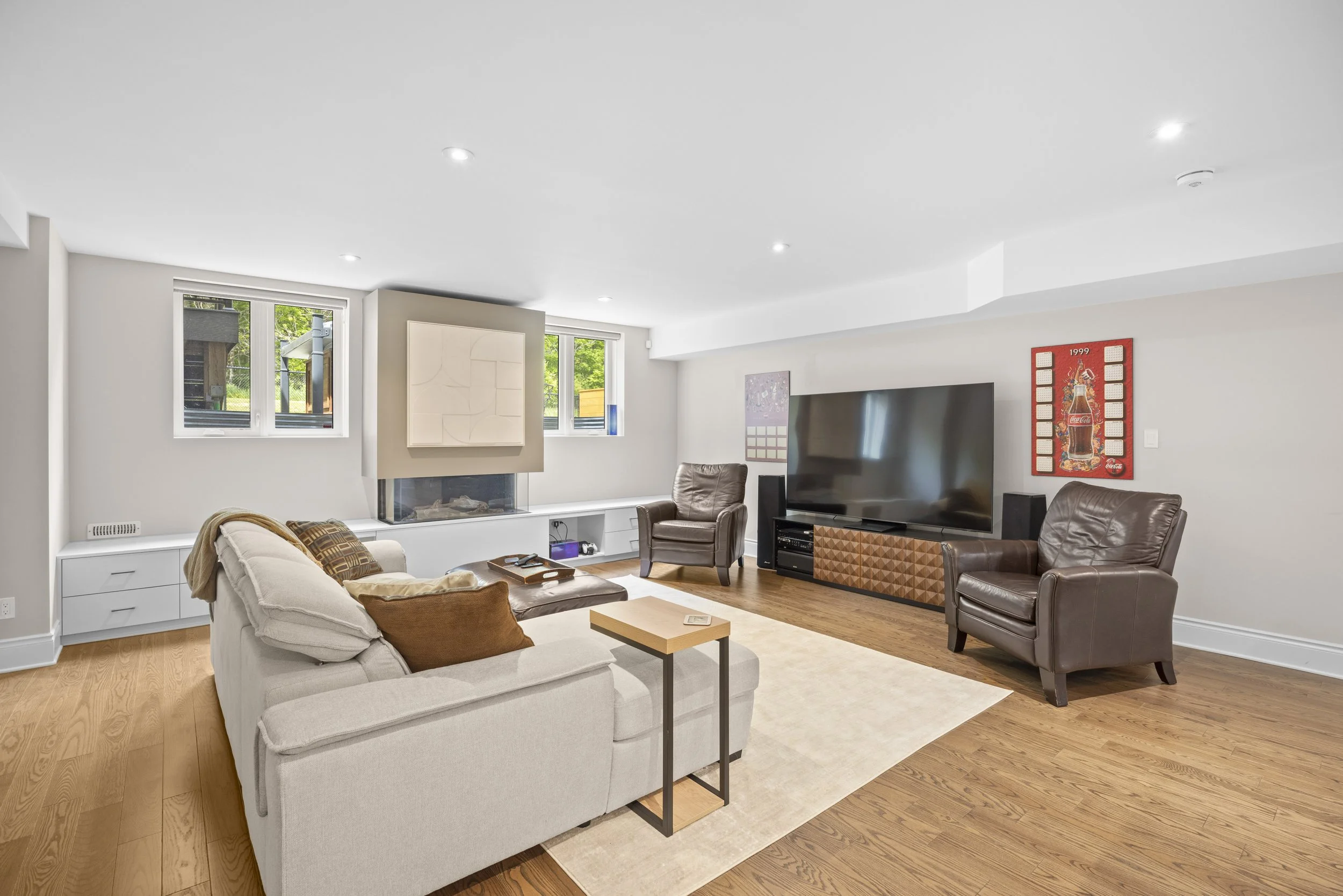2263 Dauncey Cres -31.JPG