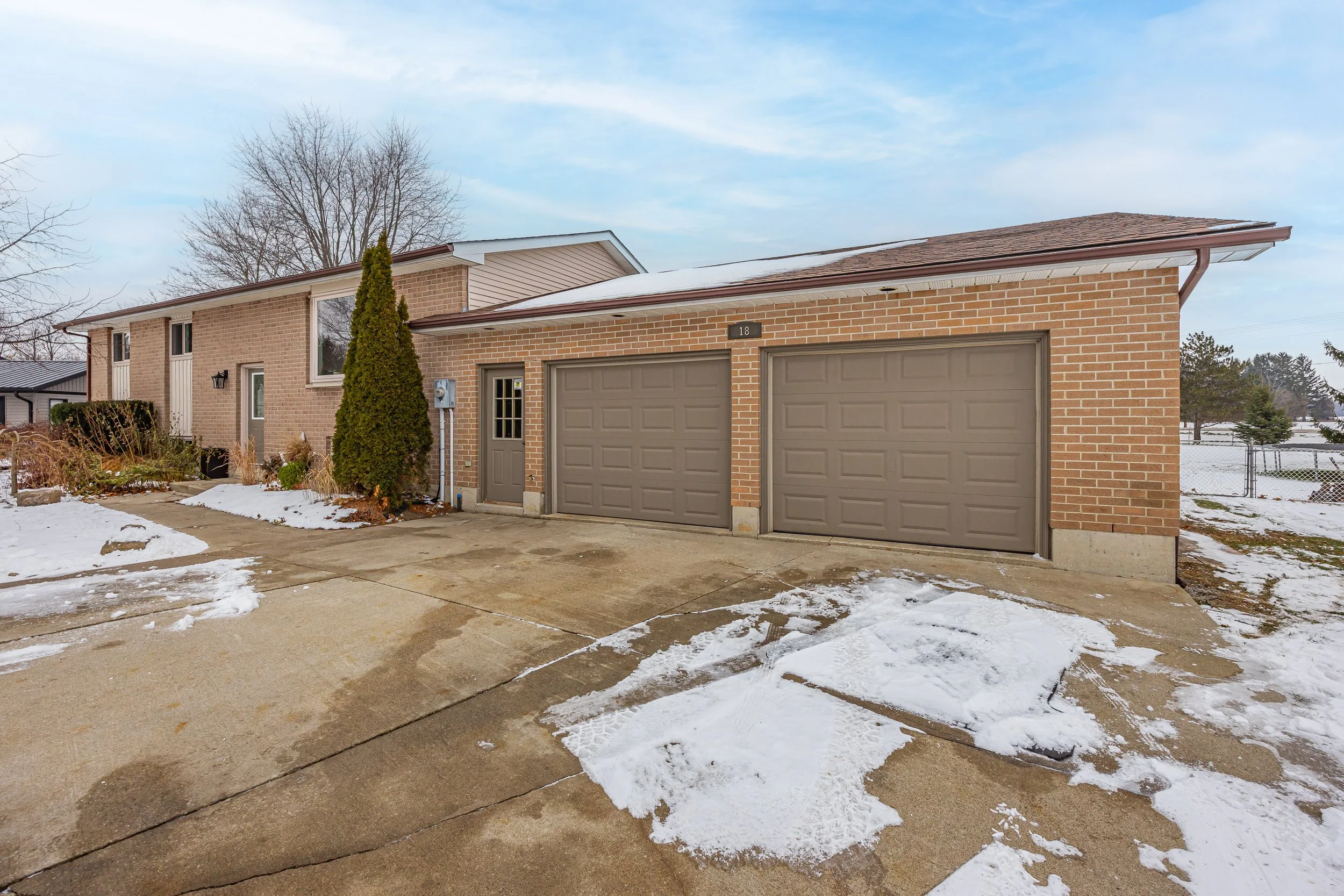 18 Hawthorn Cres -05.jpg