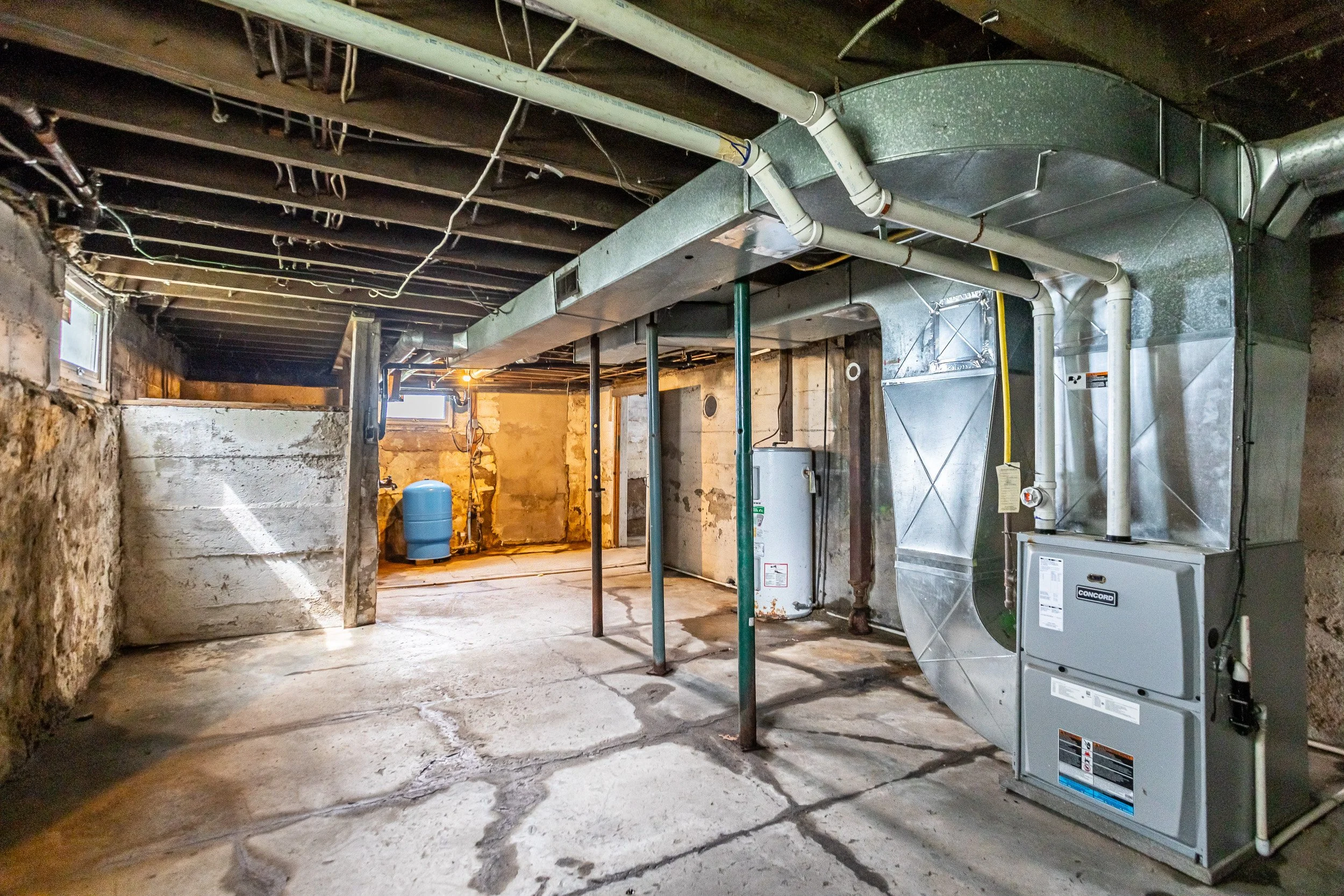 942 Westminster-33.jpg