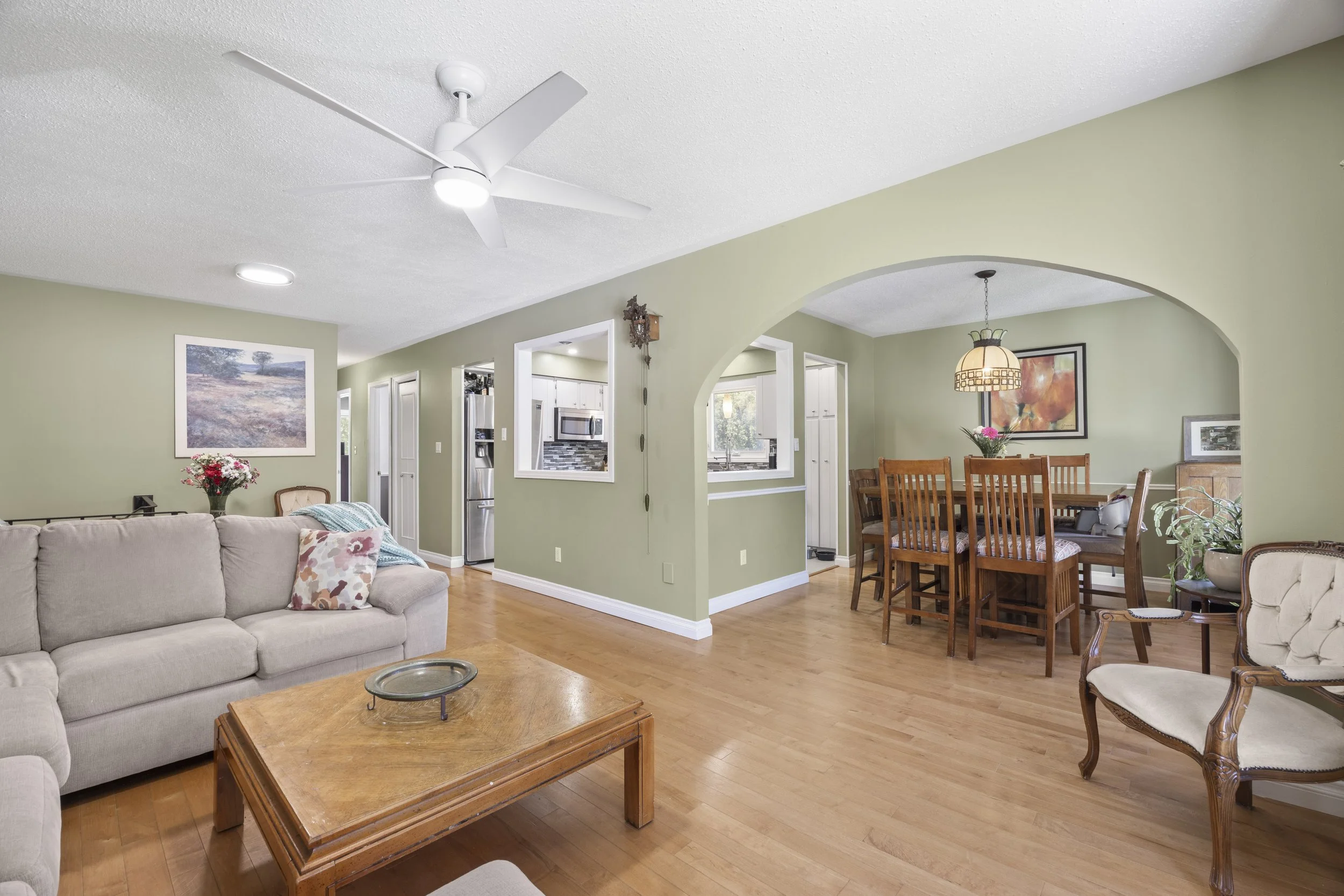 11 Brennan Dr -14.JPG