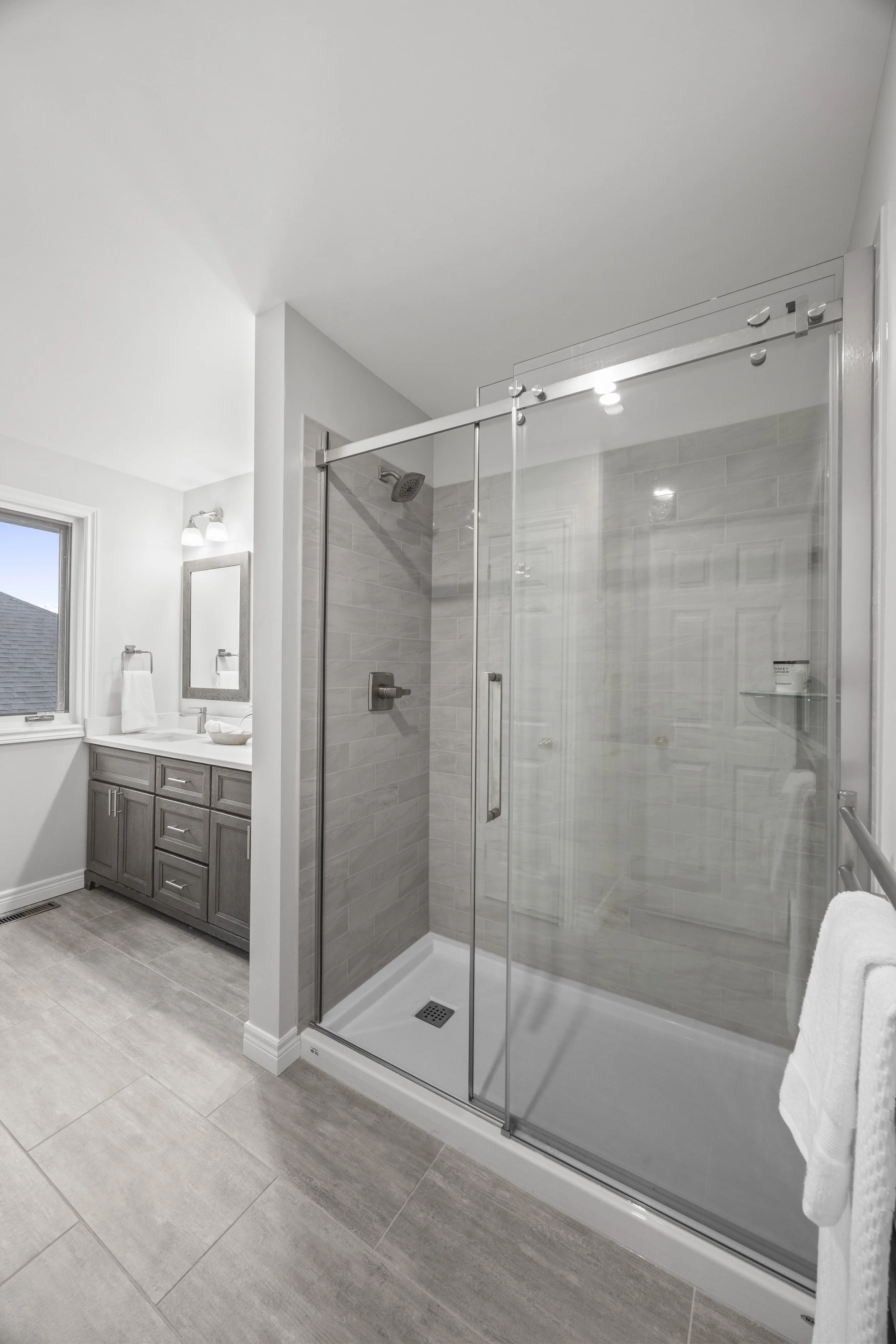 940 Manchester Rd -37.JPG