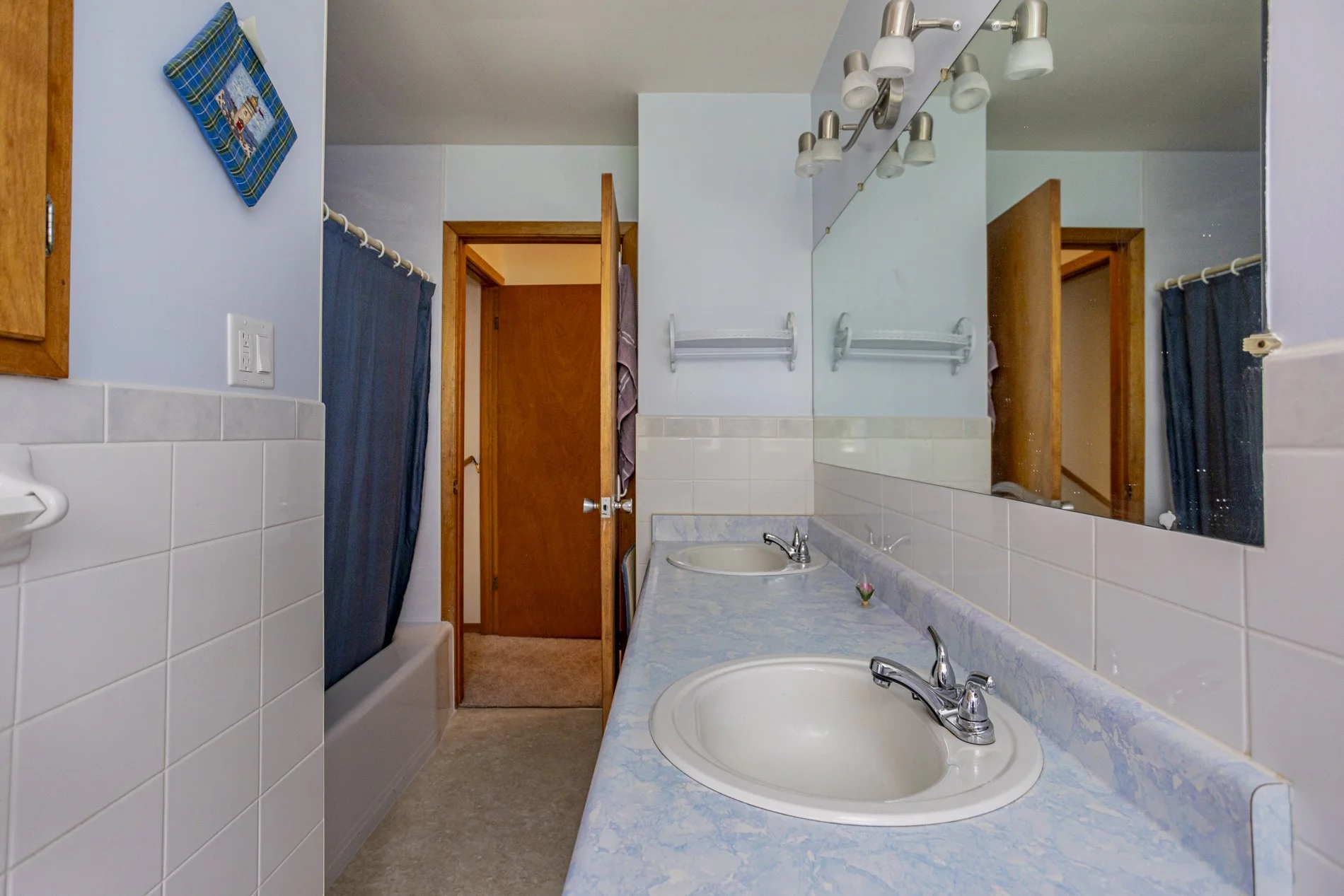 5830 Fairview Rd_16.JPG