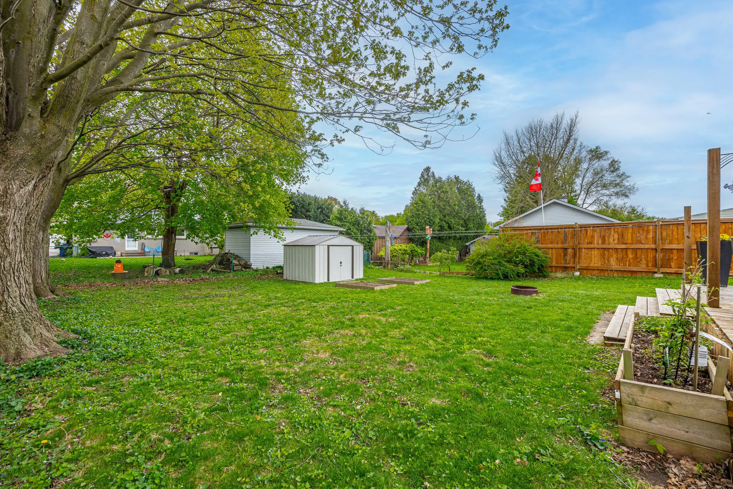 219 Burnside Dr -38.jpg