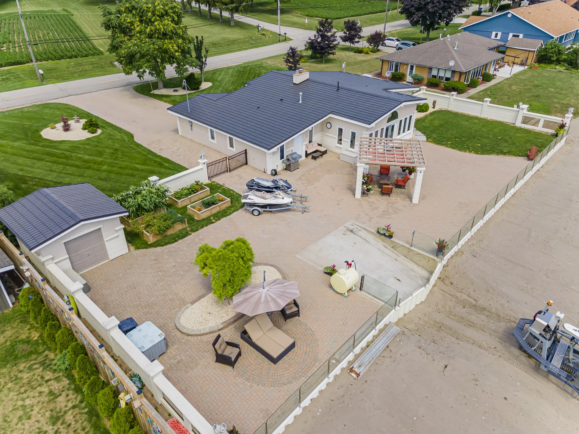 12070 Rose Beach Line_50.jpg