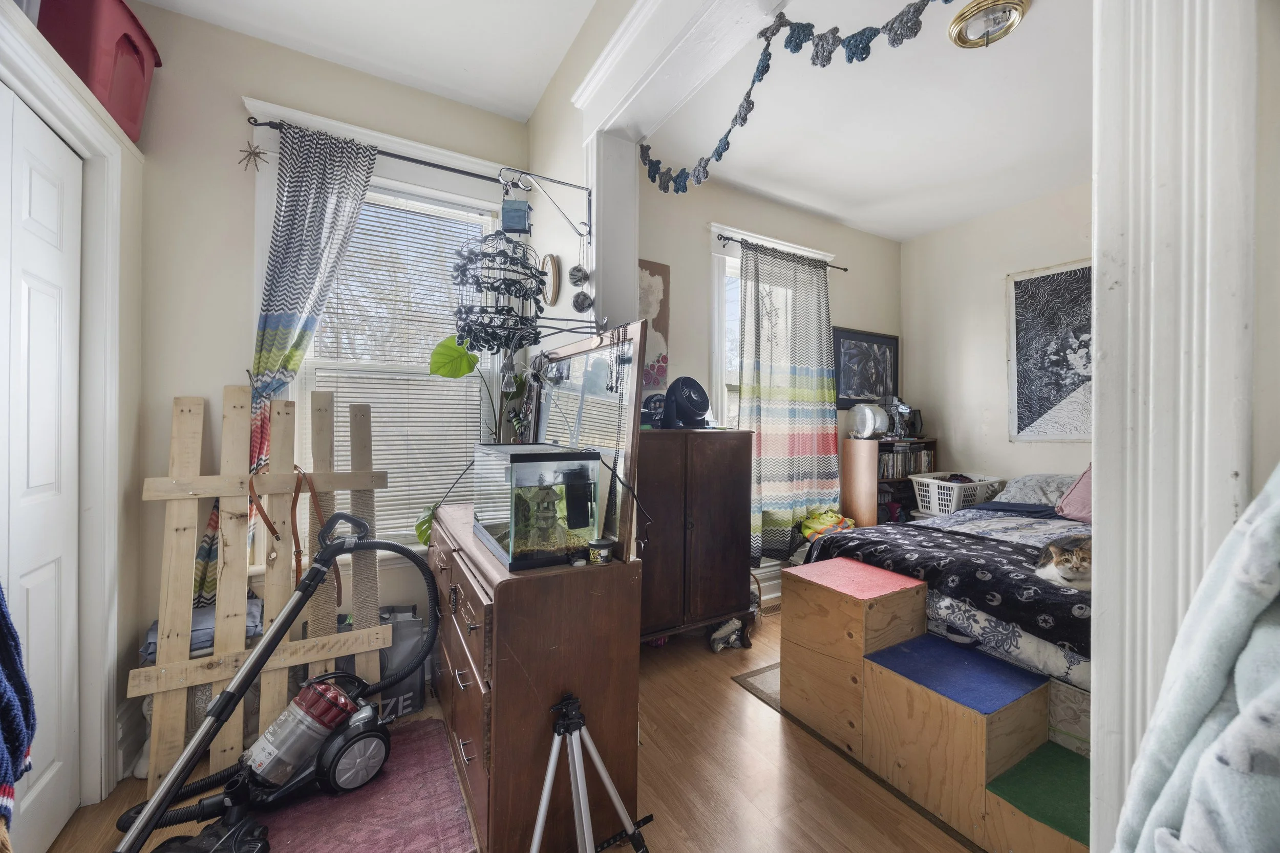 551 Adealide St North -08.JPG