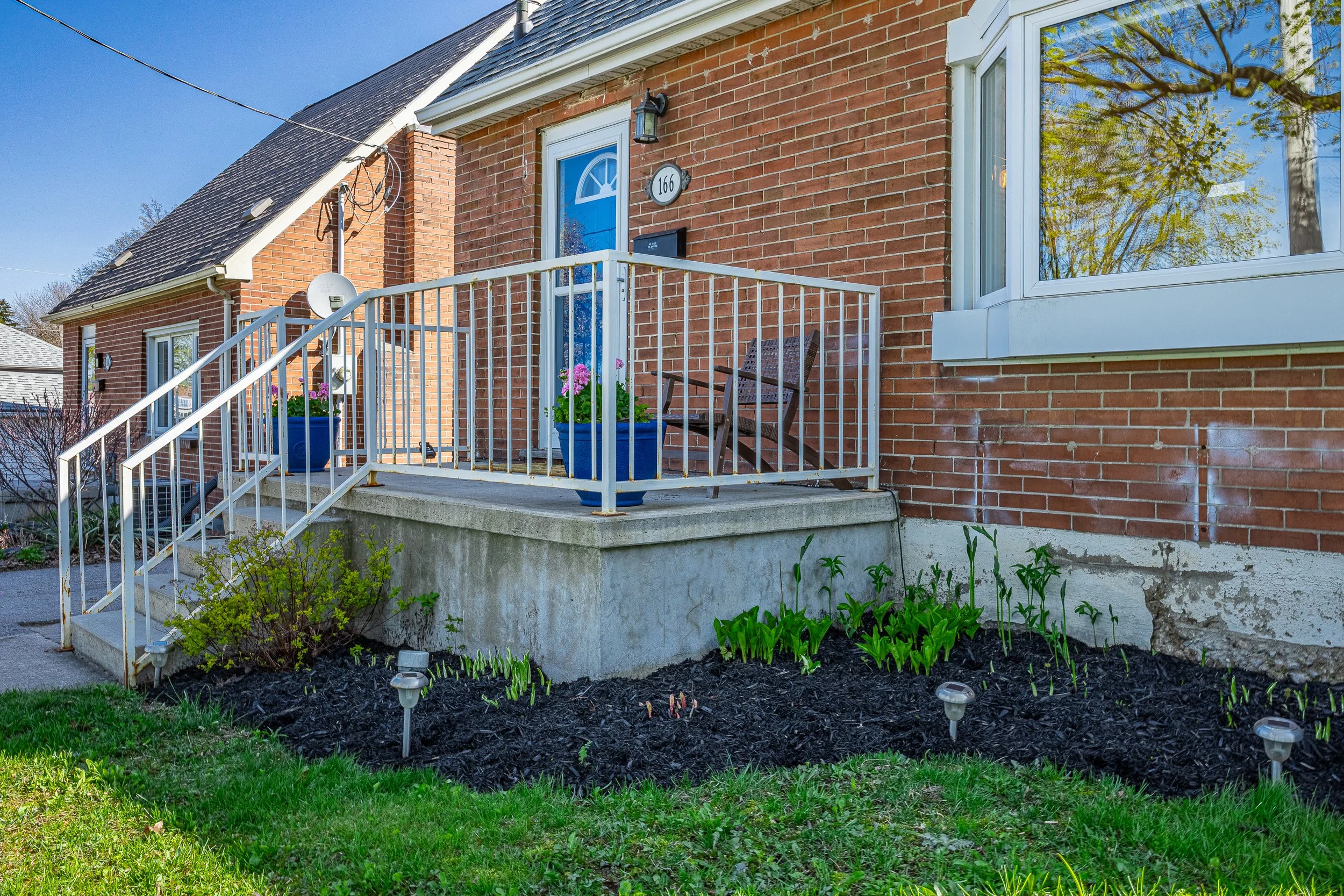 166 Ashland Ave -06.jpg