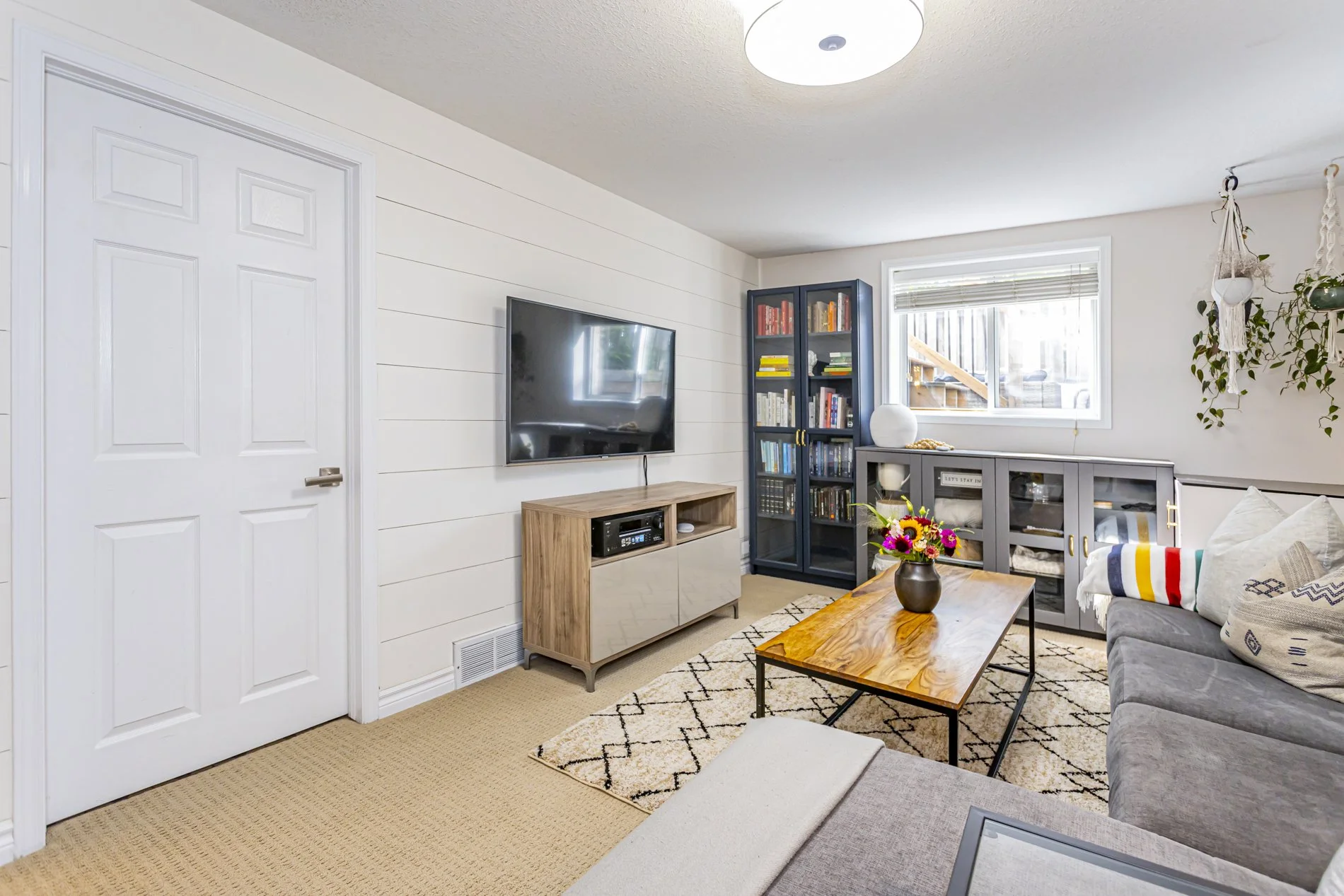 28-750 Osgoode Dr_40.JPG