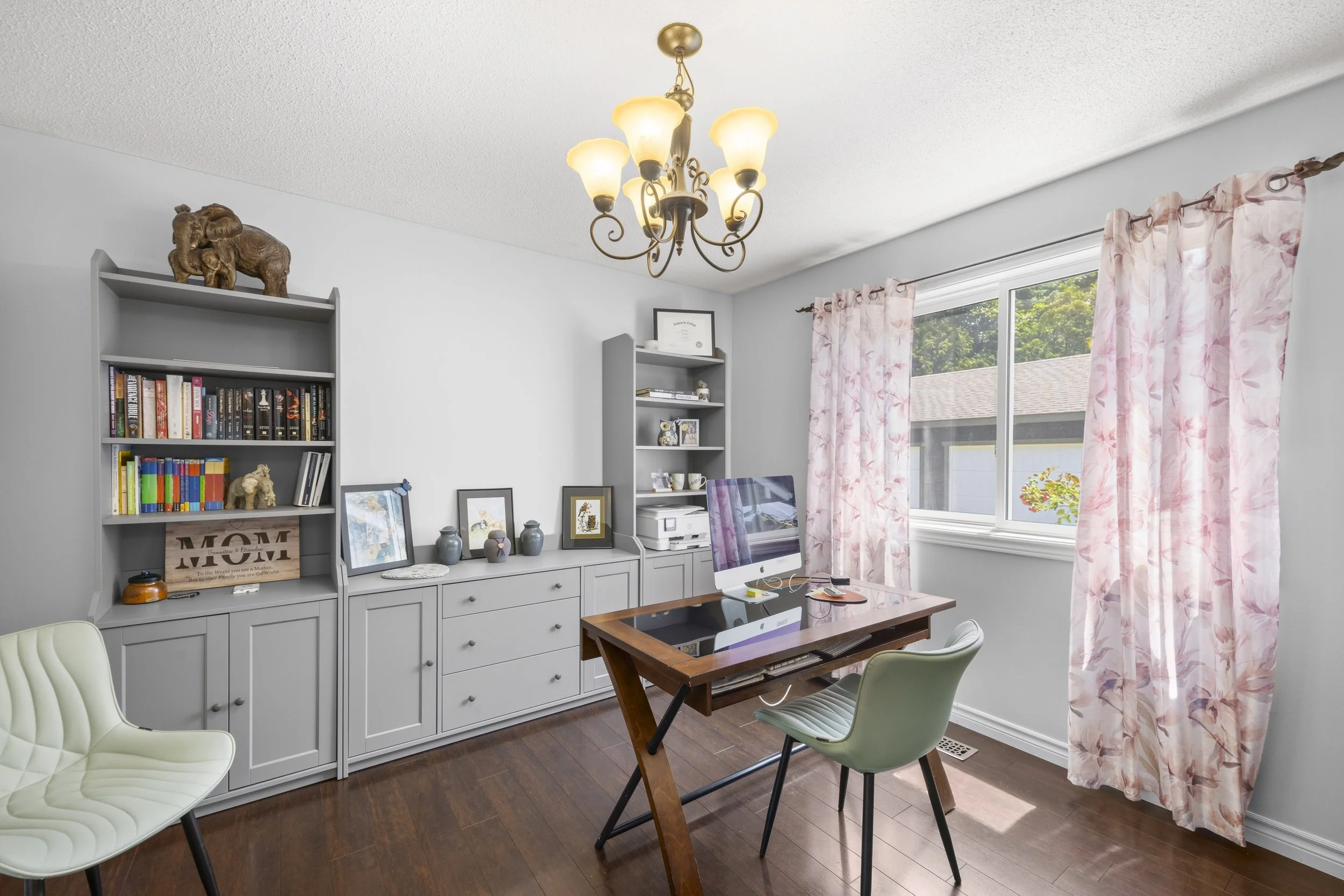 219 Dundas St W -20.JPG