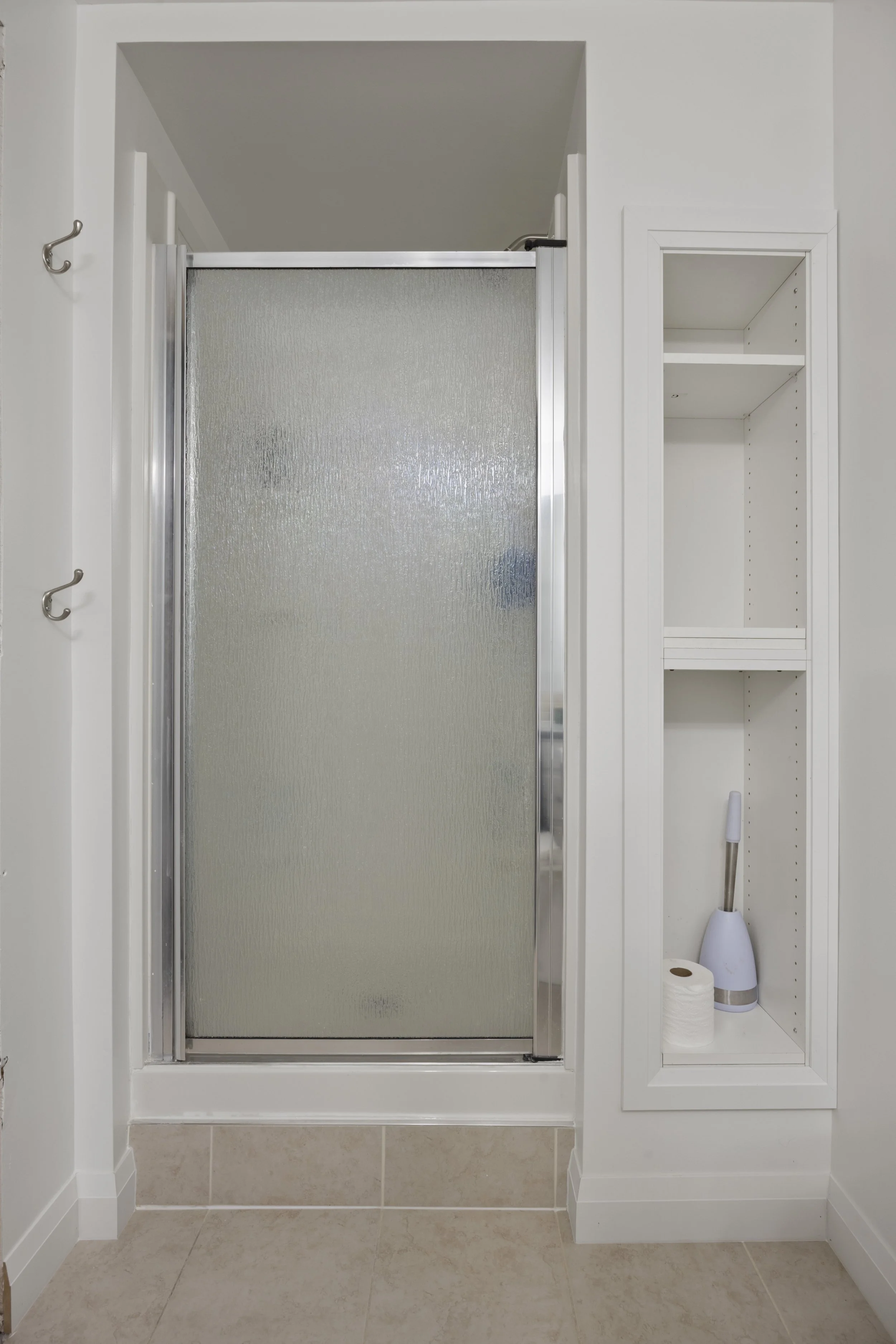 18 Hawthorn Cres -32.JPG