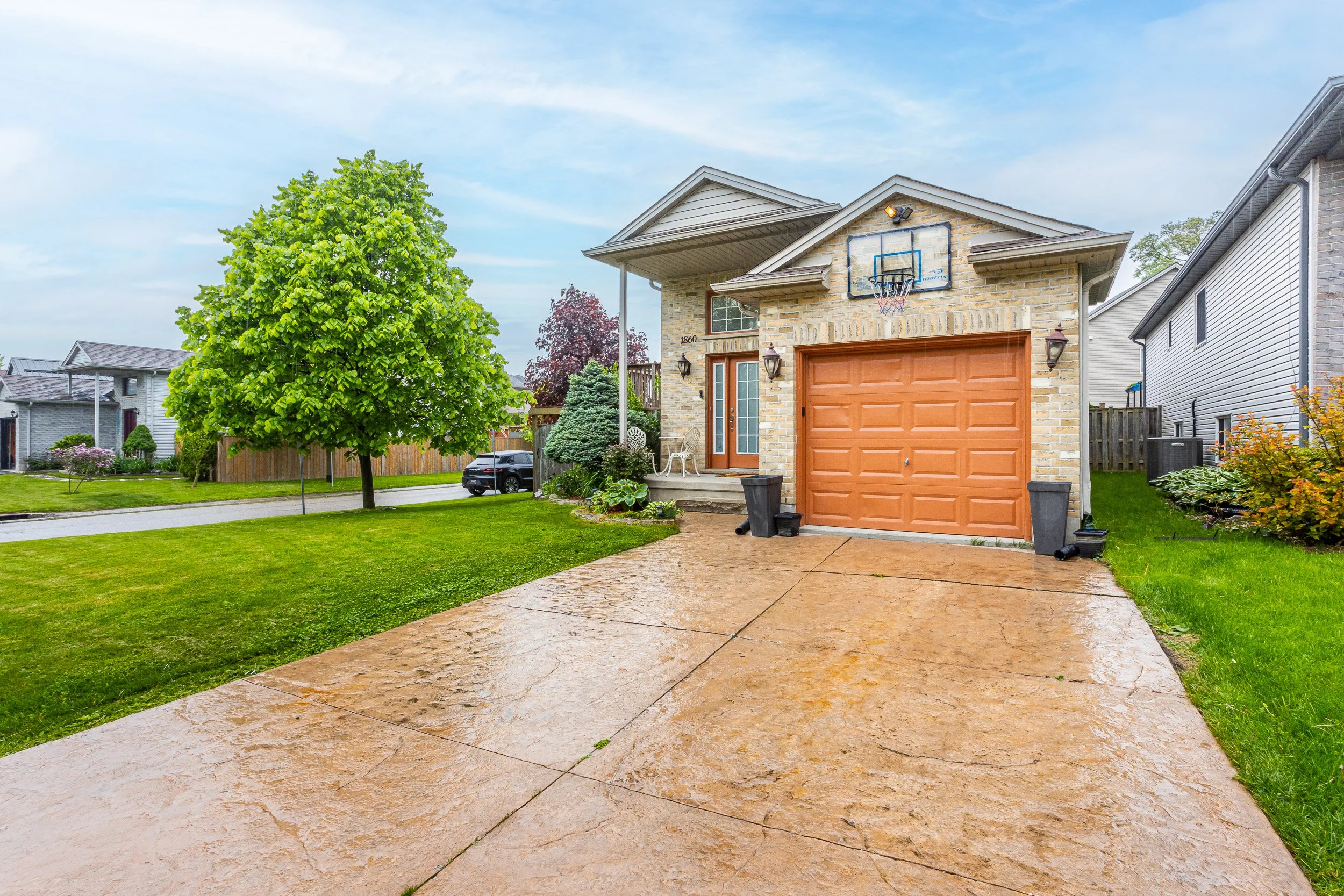 1860 Marconia Blvd-2.jpg