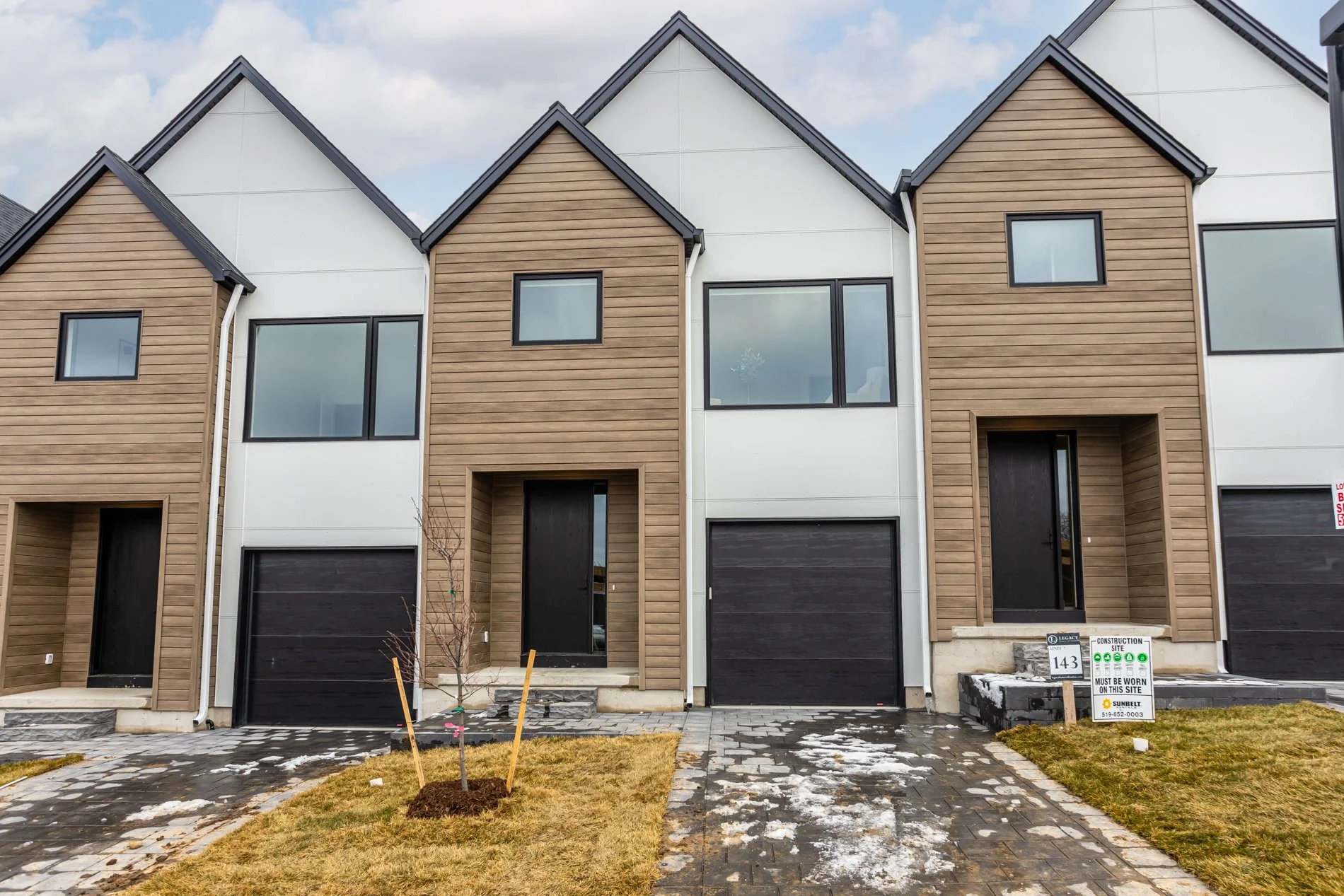 141-1965 Upperpoint Gate-57.jpg