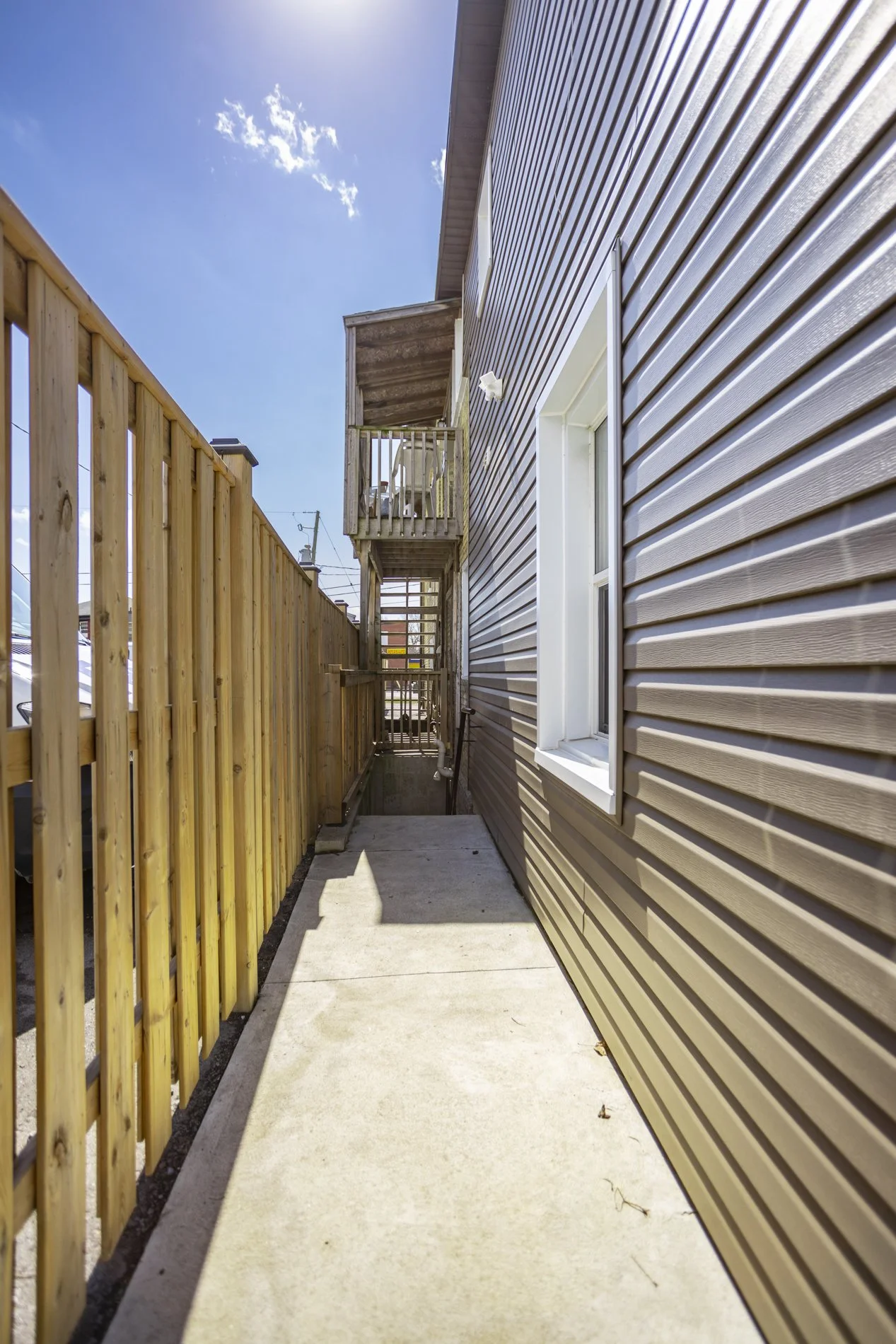 508 Horton St E_27.JPG