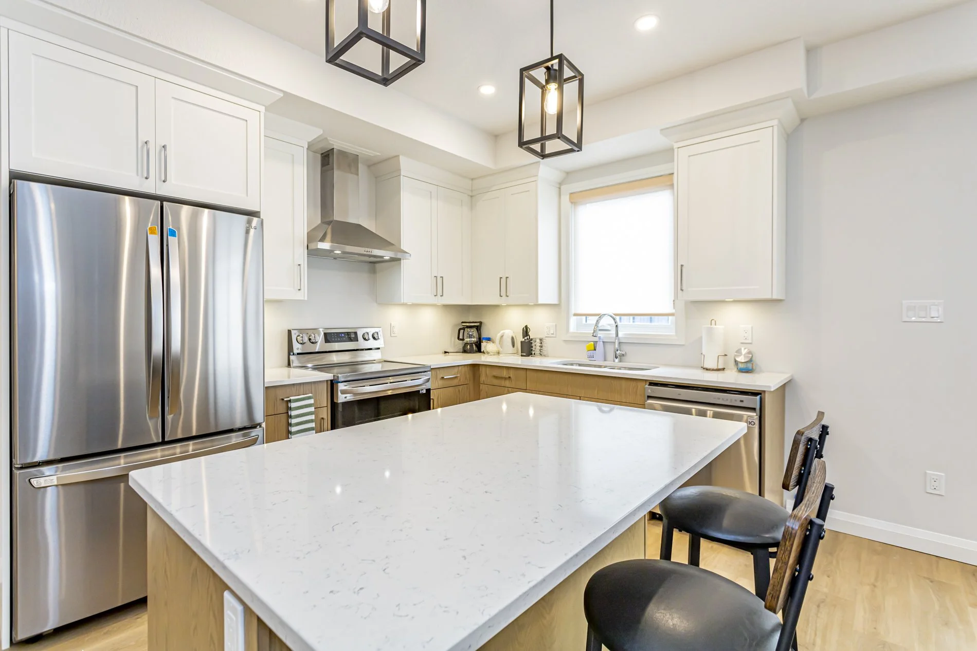 25-93 Stonefield Ln_13.JPG