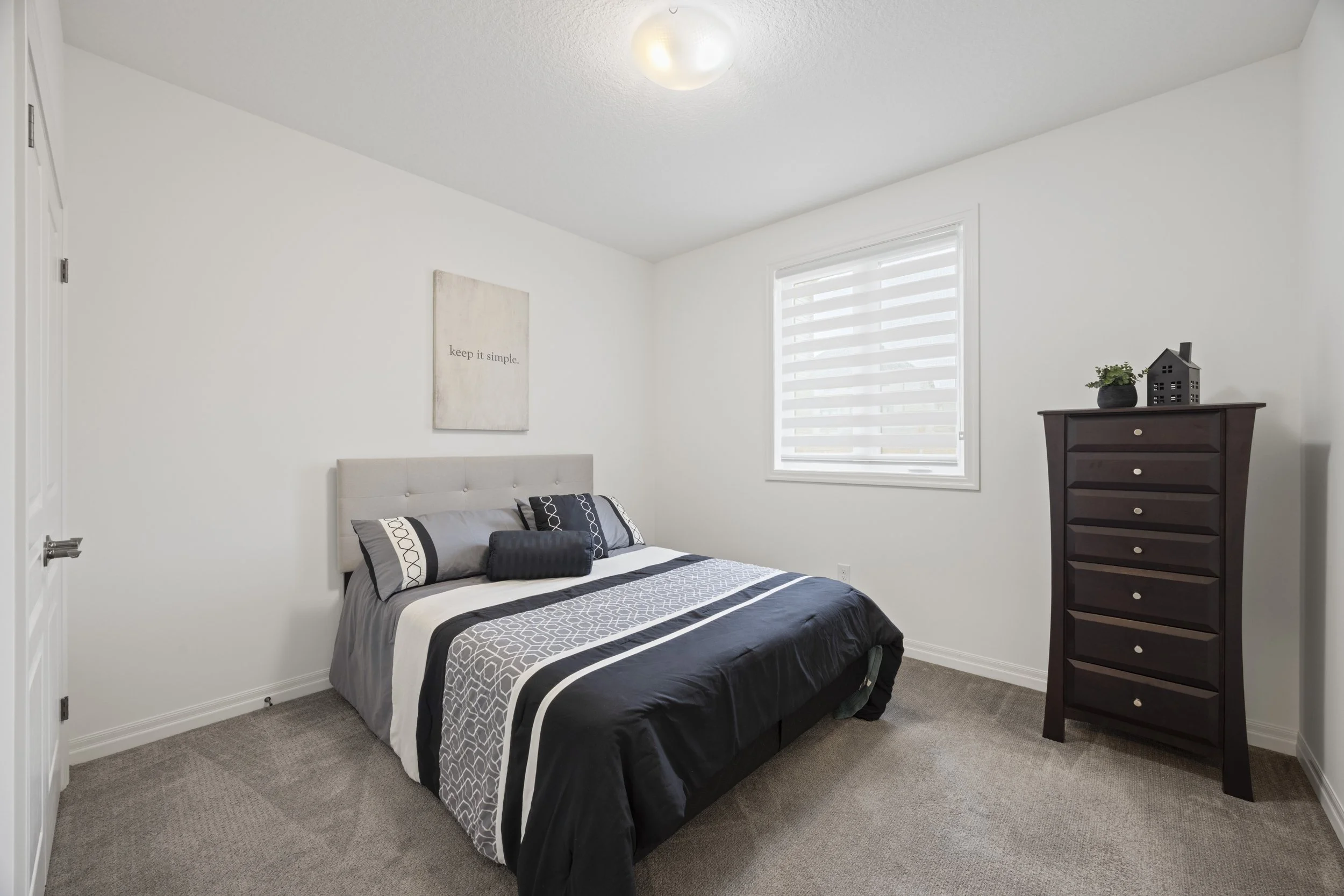 31 Violet Crt - 33.JPG