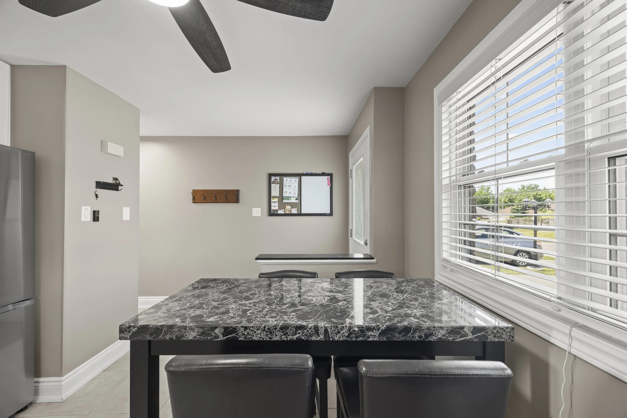 3-47 Blandford St -28.JPG