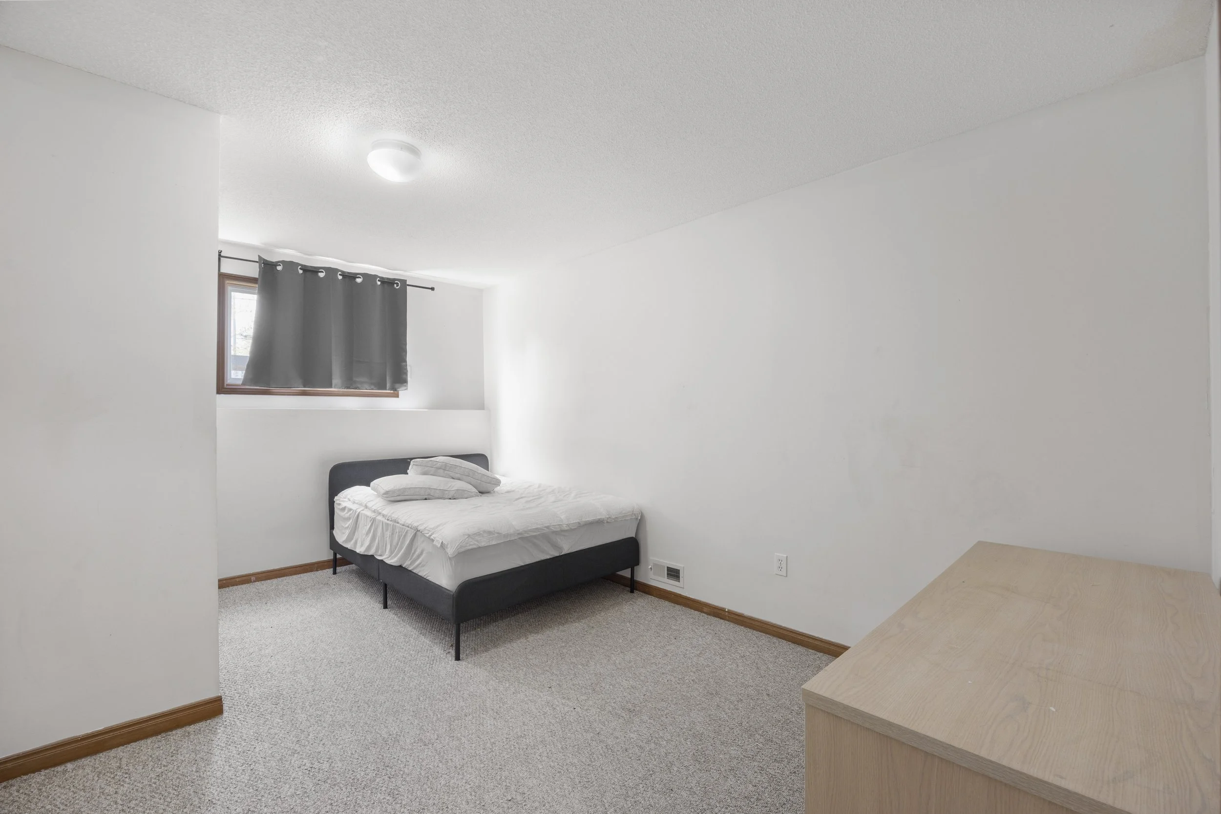 351 Fleming Dr -32.JPG