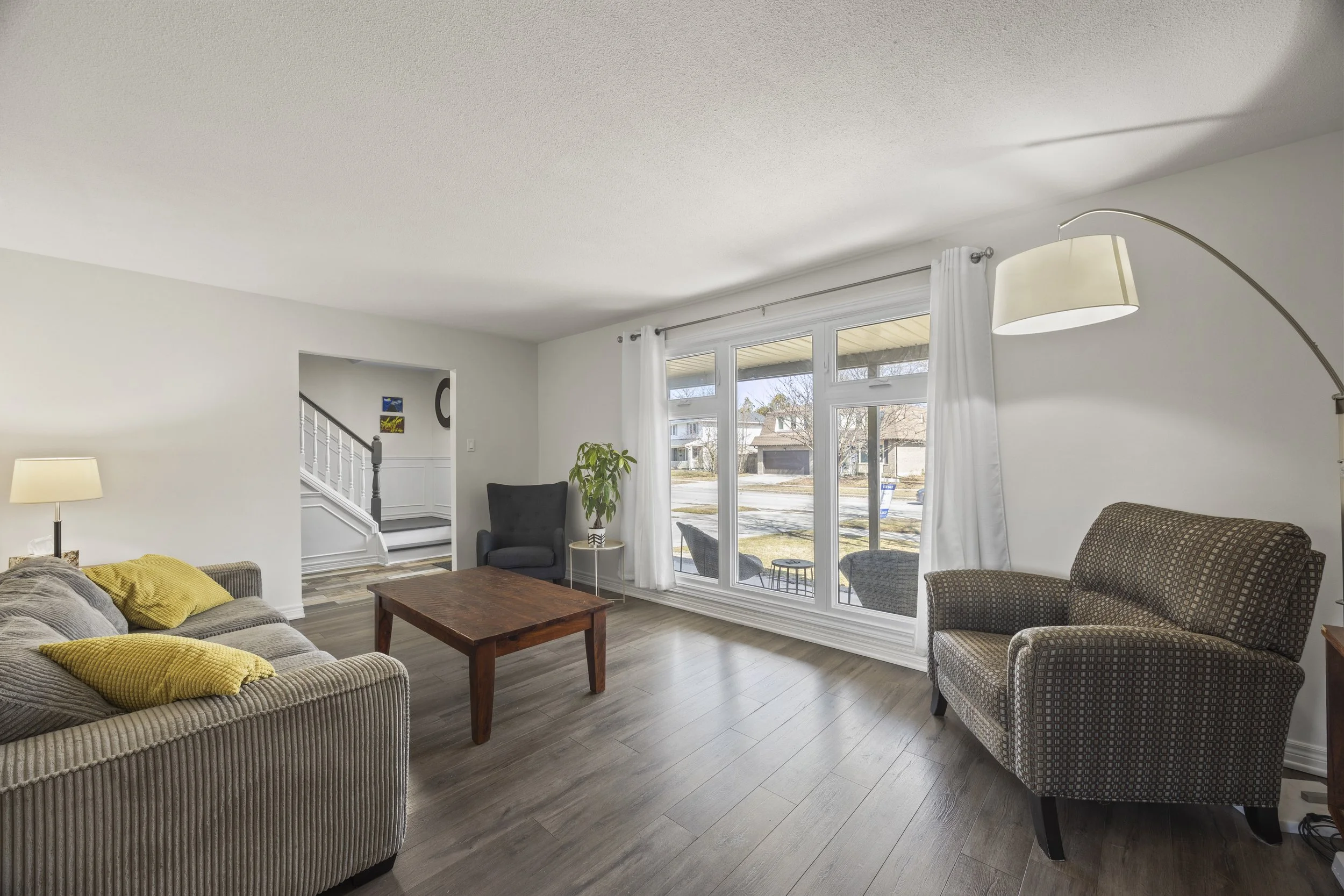 931 Farnham Rd -12.JPG