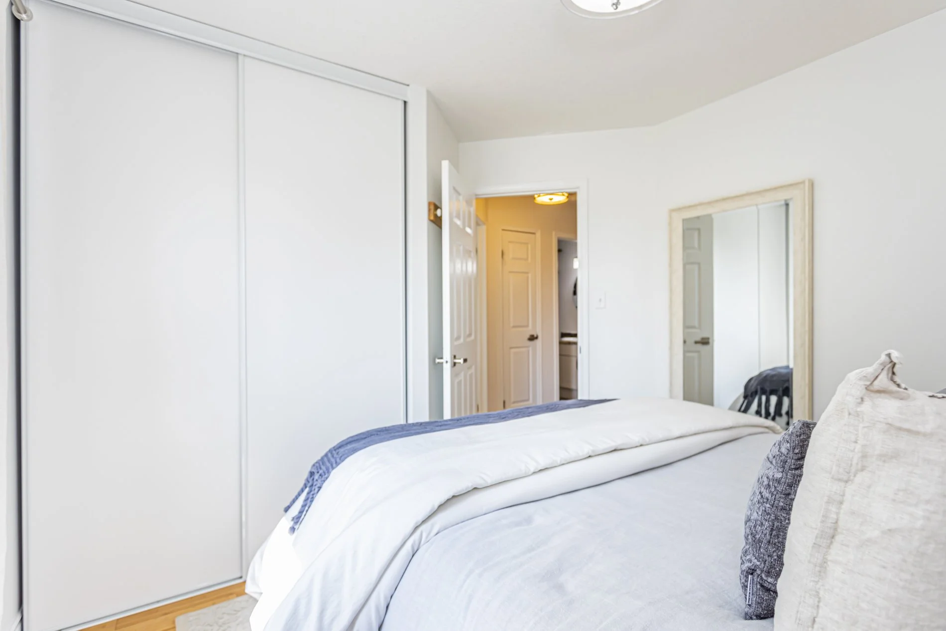 28-750 Osgoode Dr_36.JPG