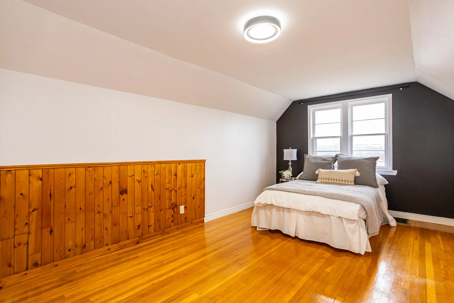 992 Hamilton Rd-29.jpg