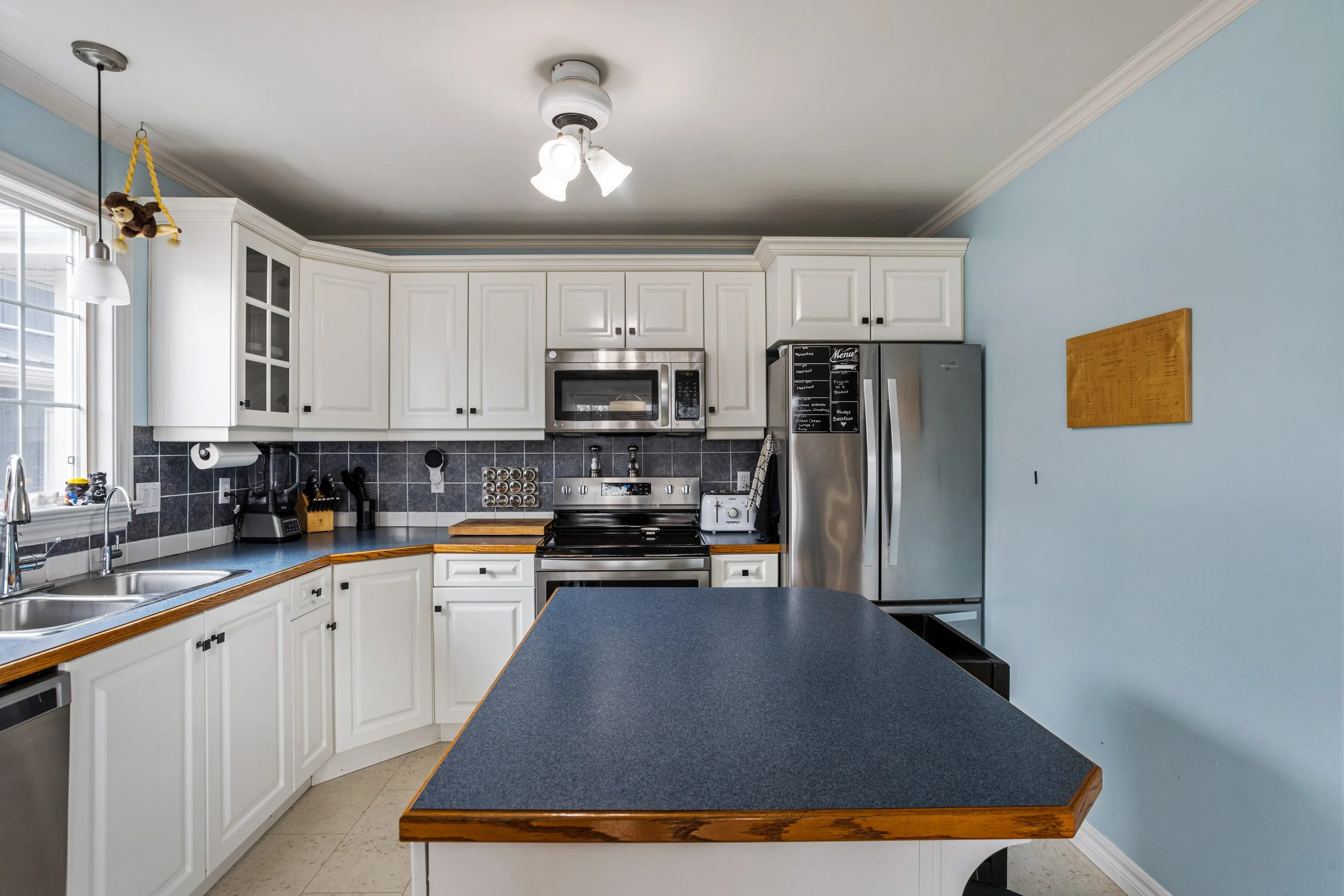 260 Mutual Dr - 15.jpg