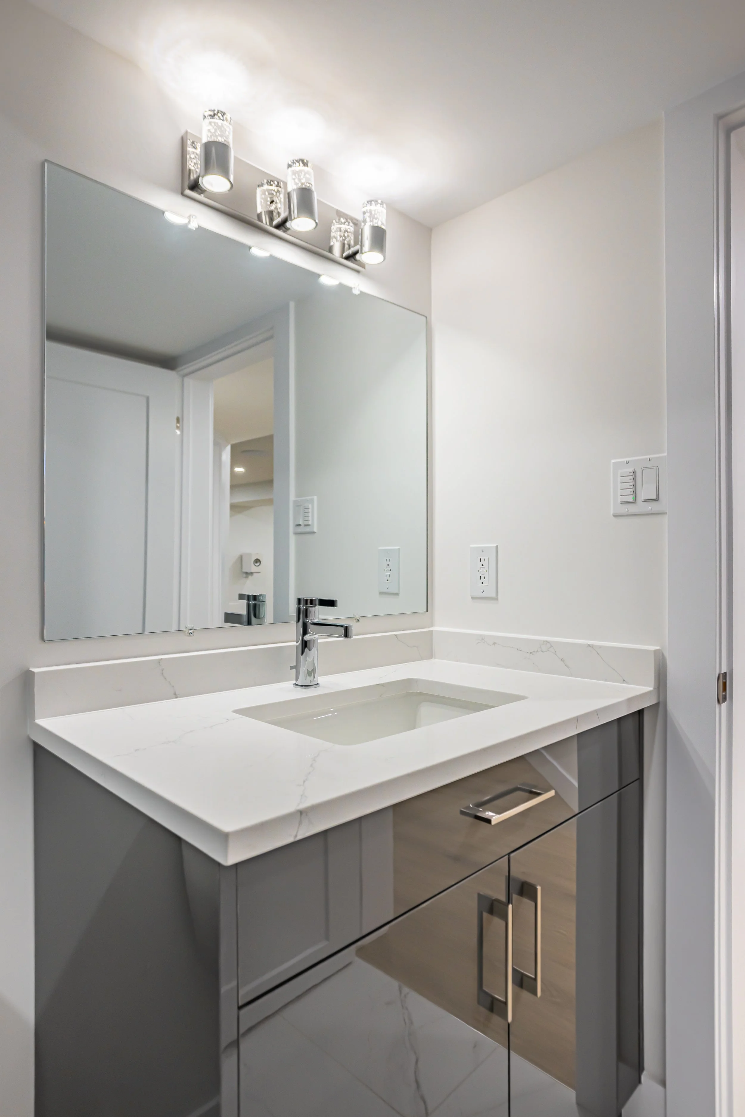 3359 Regiment Rd-28.jpg
