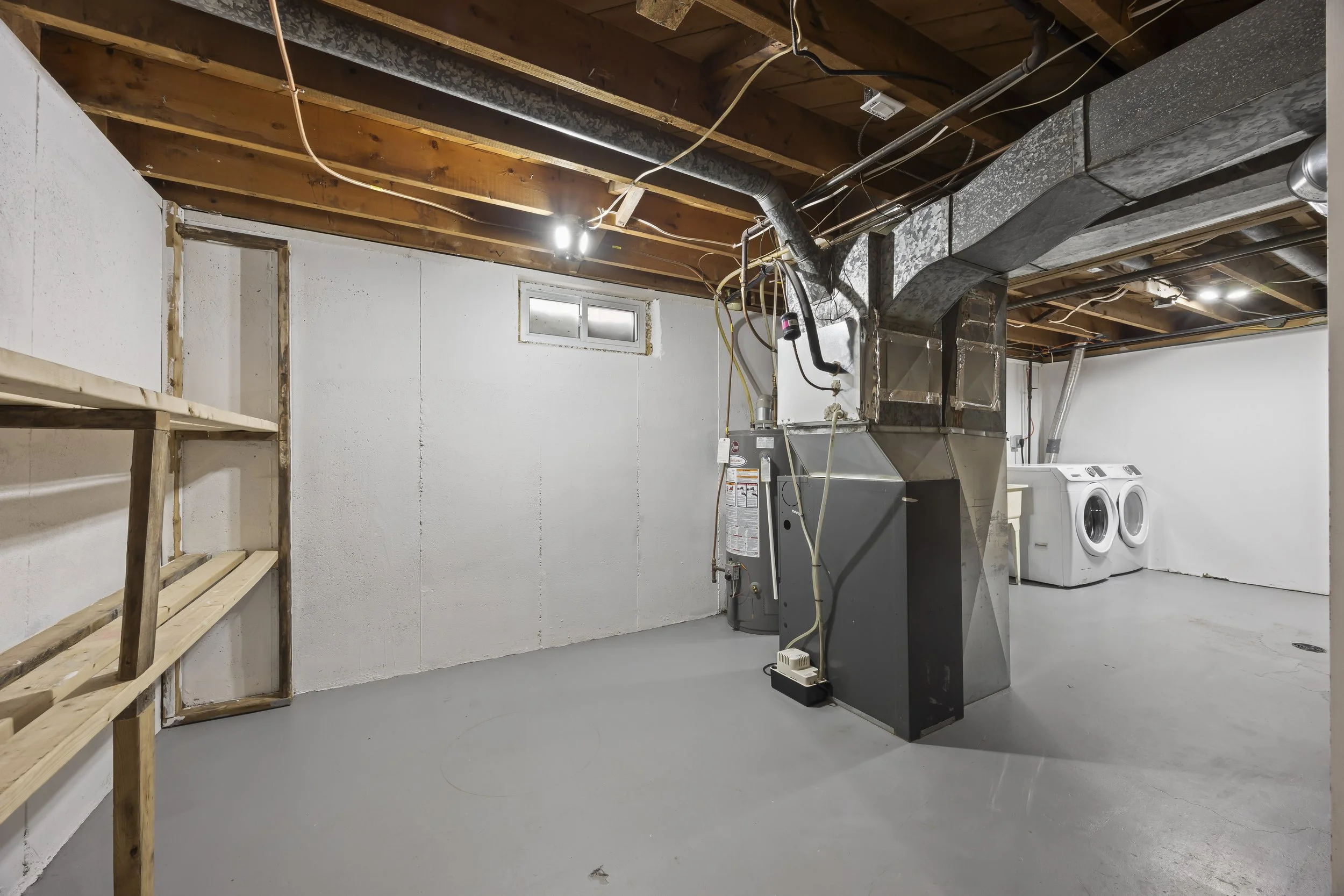 149 Jasper Cres -34.JPG