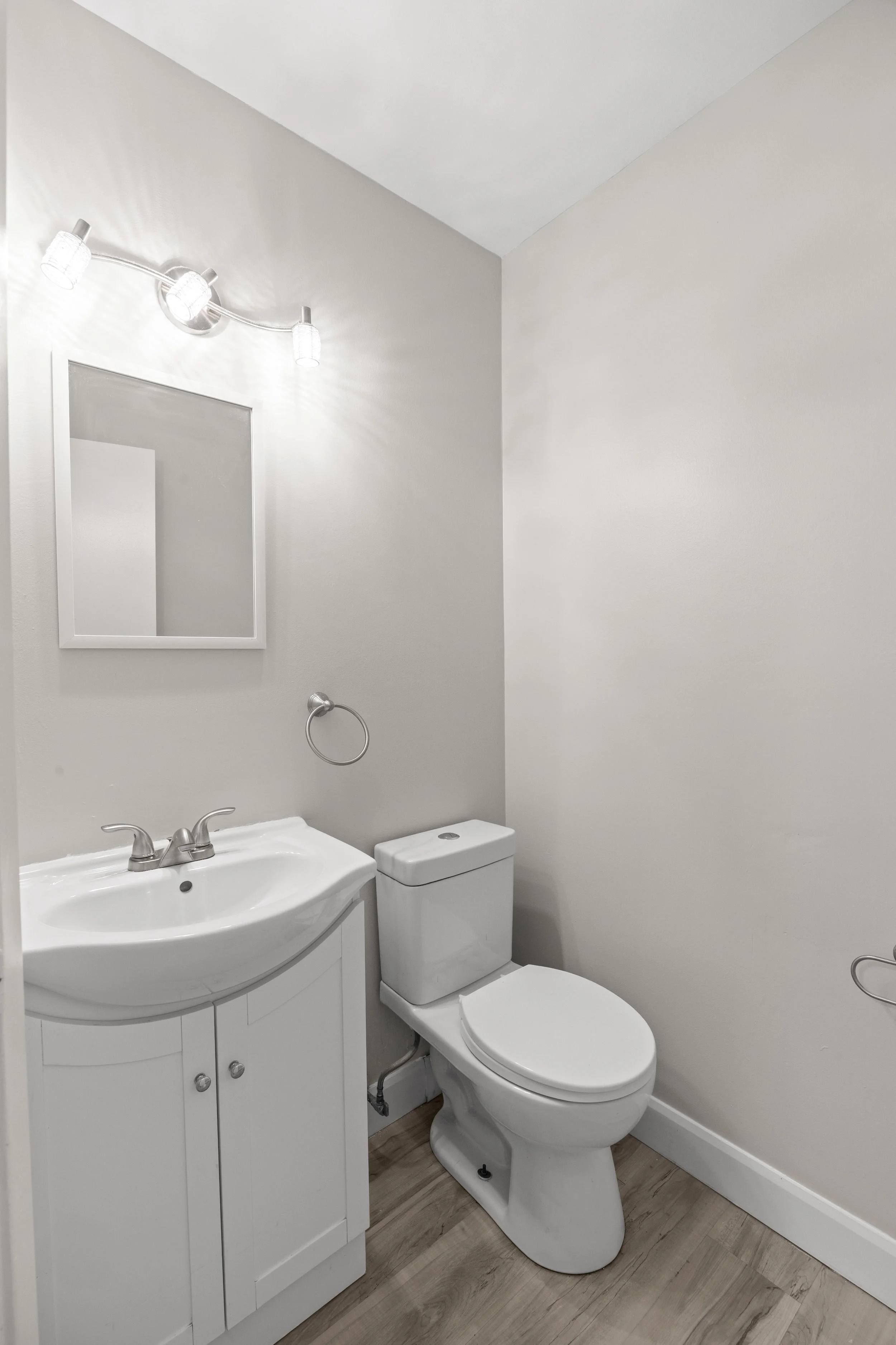 1767 Aldersbrook Rd -11.JPG