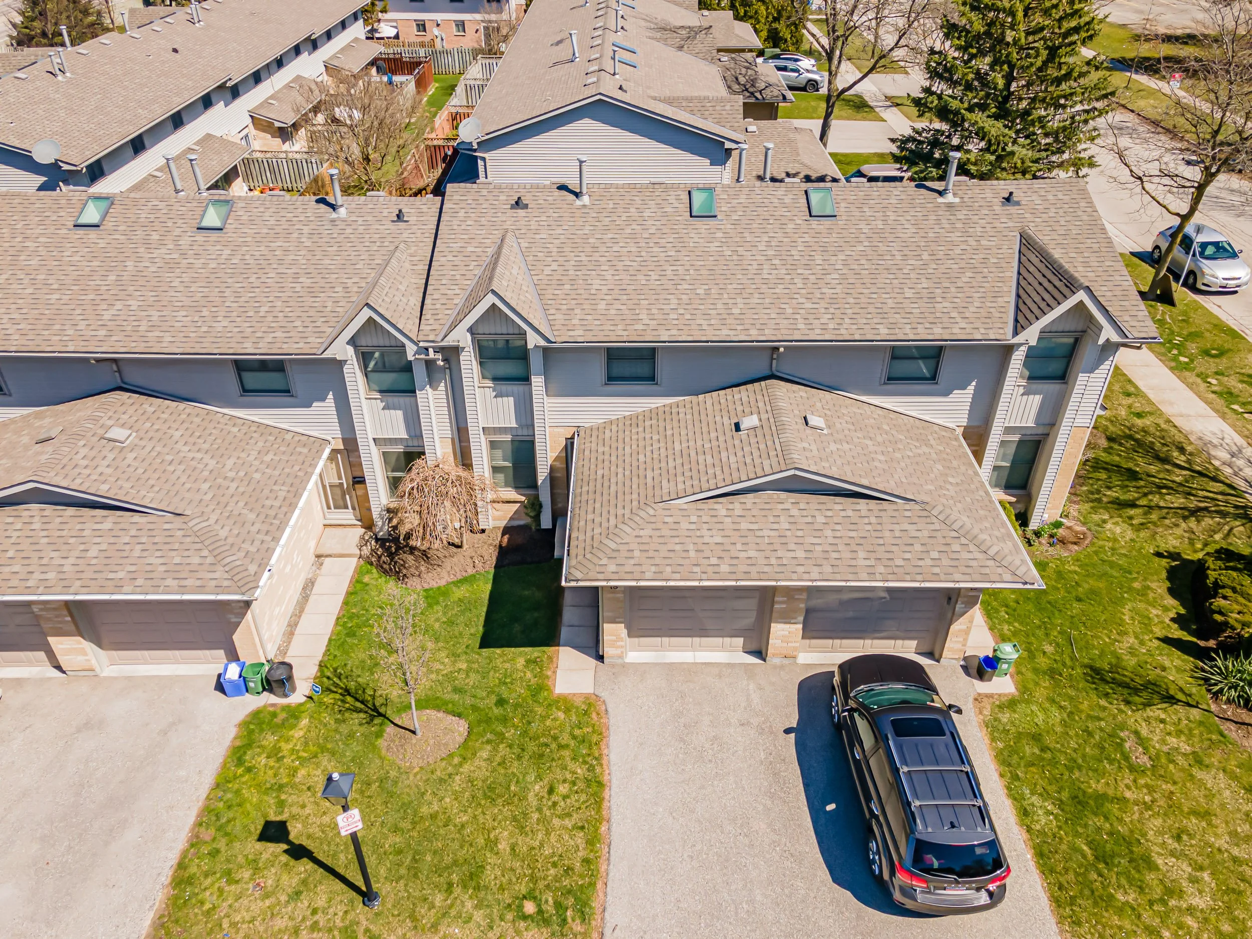 18-1845 Aldersbrook Rd-35.jpg