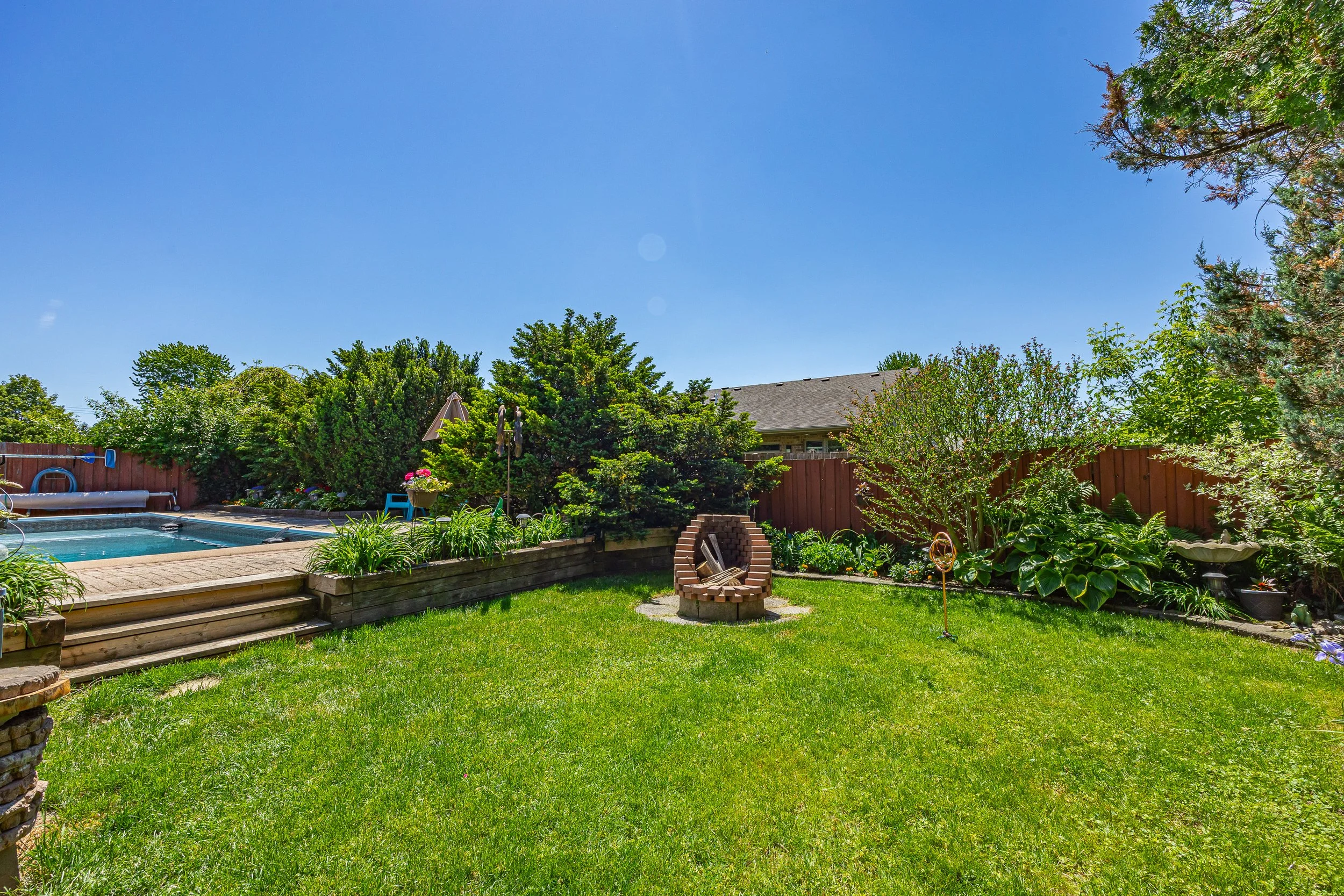 11 Brennan Dr -48.jpg