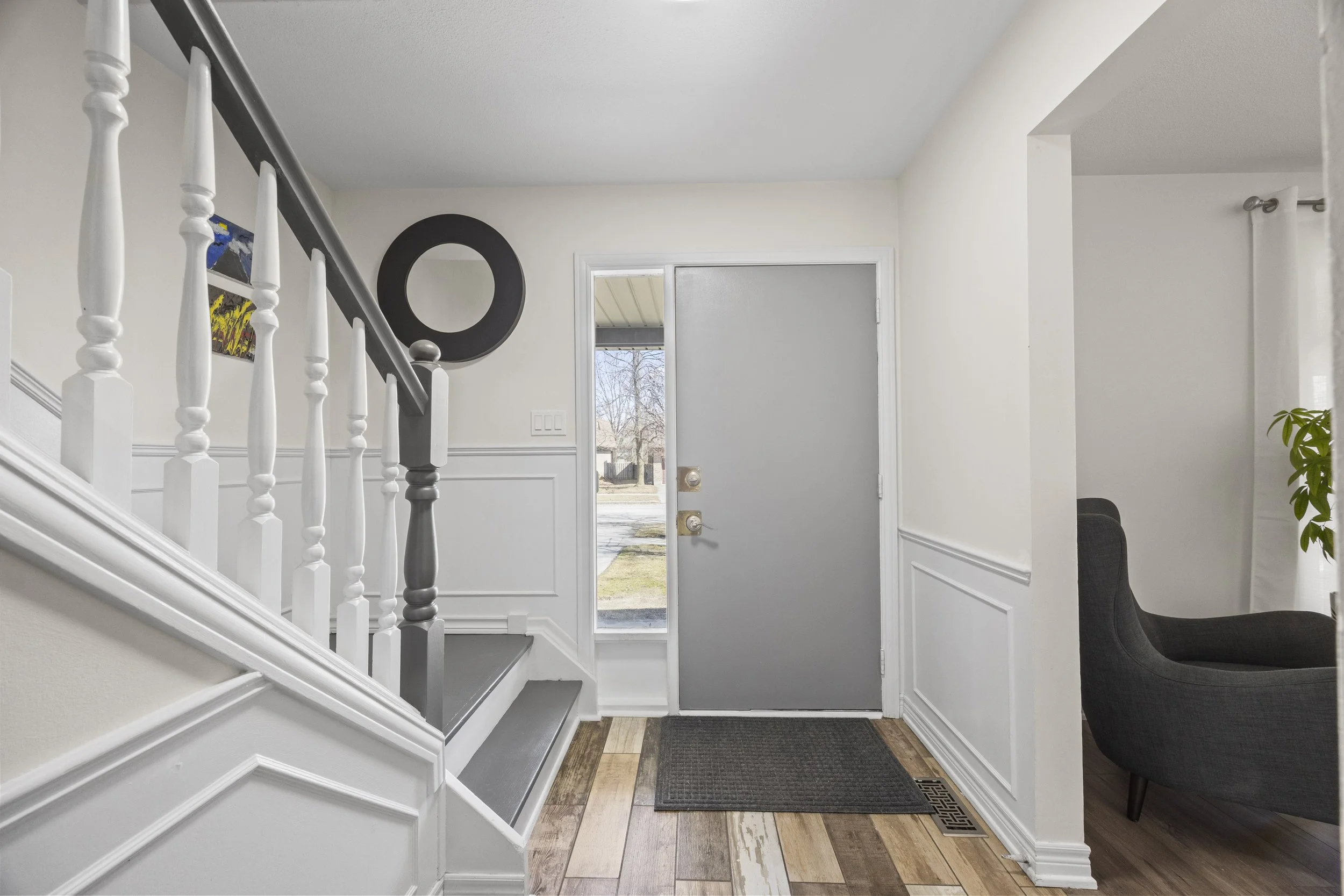 931 Farnham Rd -07.JPG