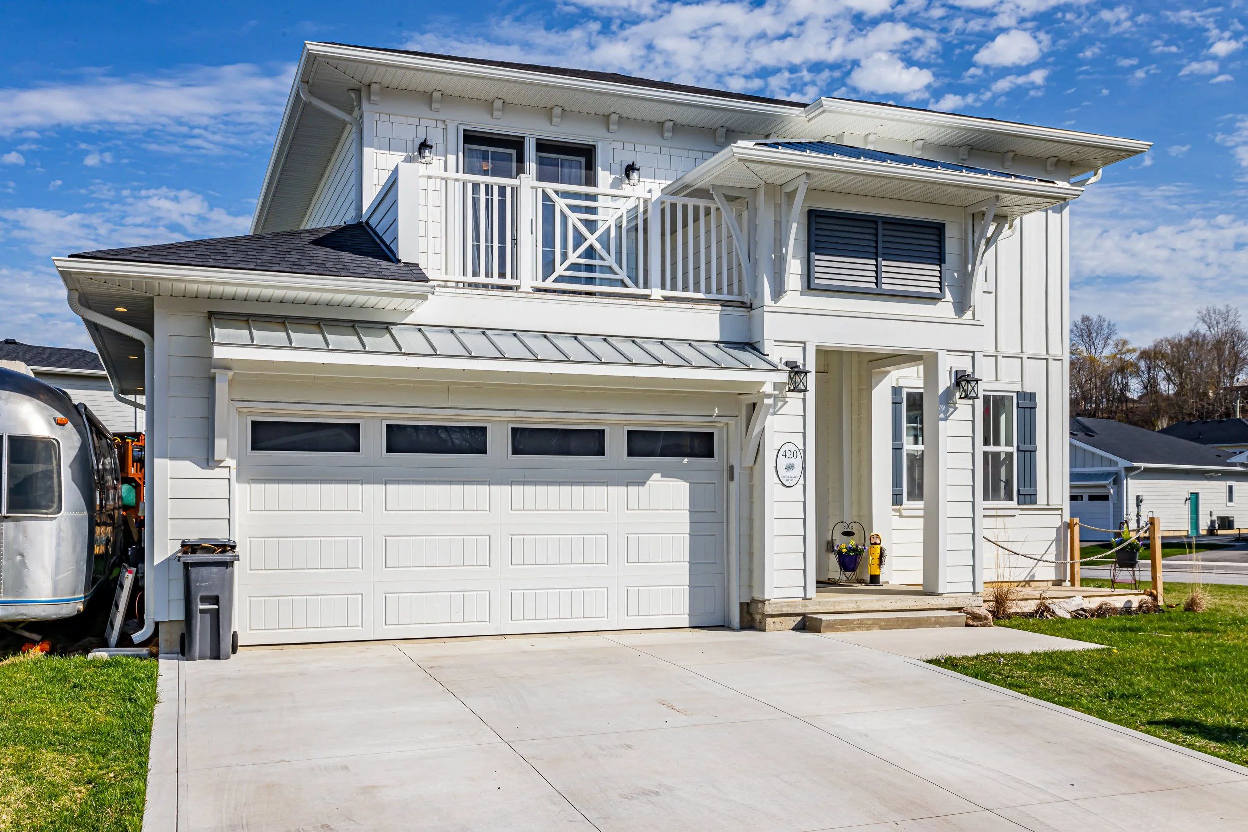 420 Breakwater Blvd-3.jpg