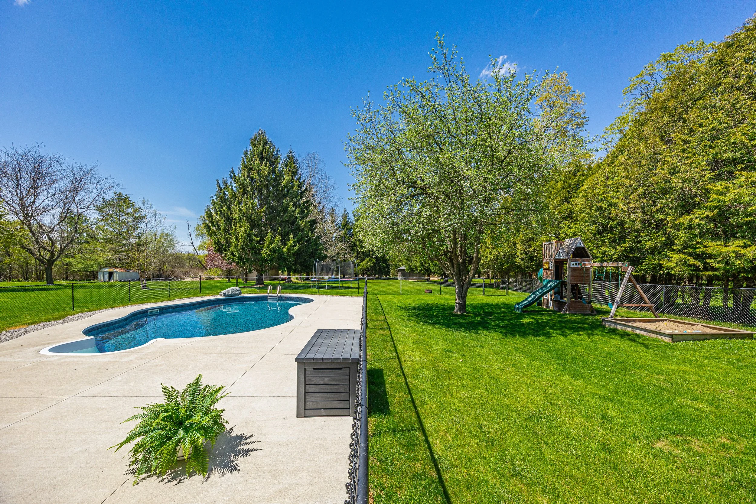 114 Brookfield St -49.jpg