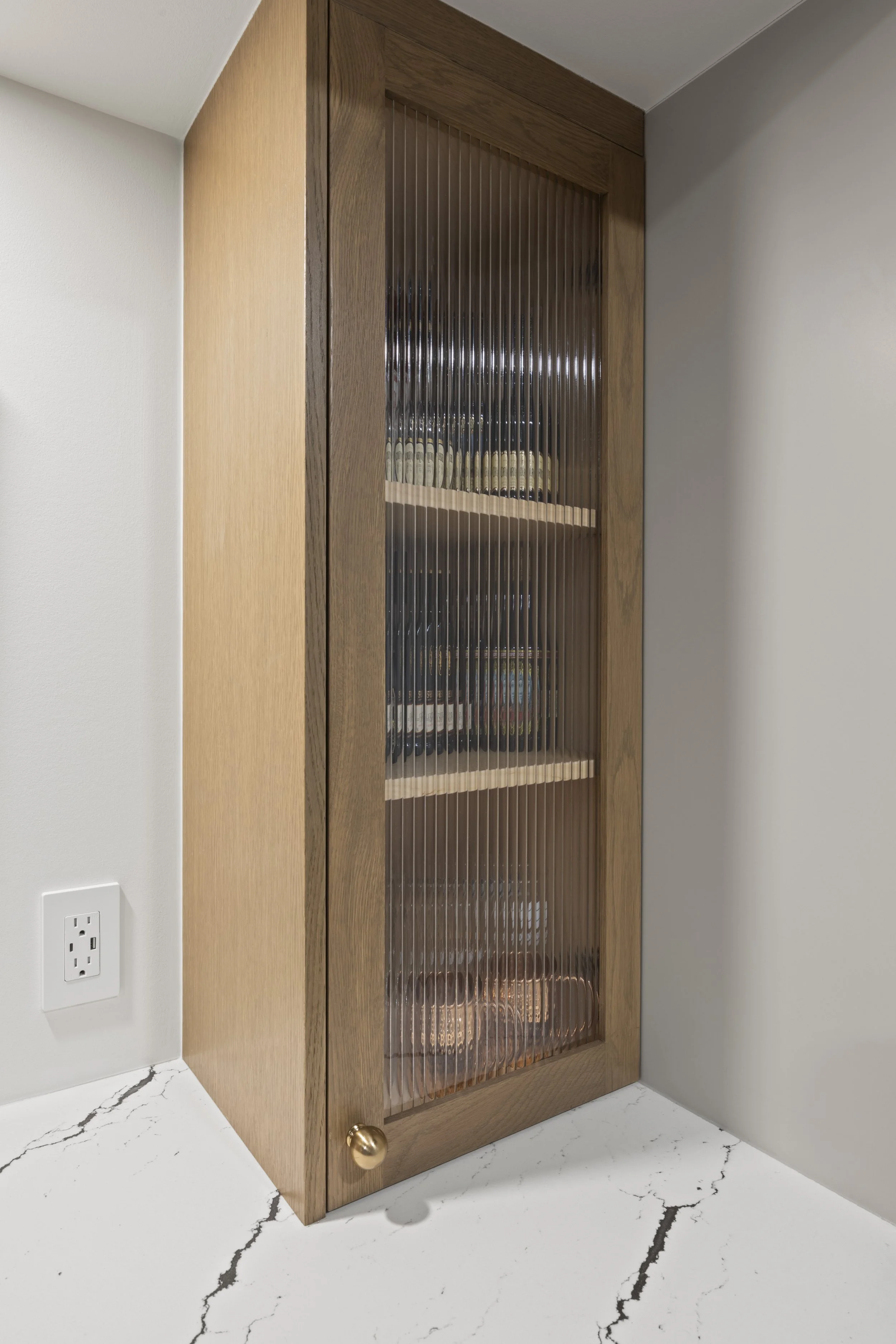 1518 Stoneybrook Cres -13.JPG