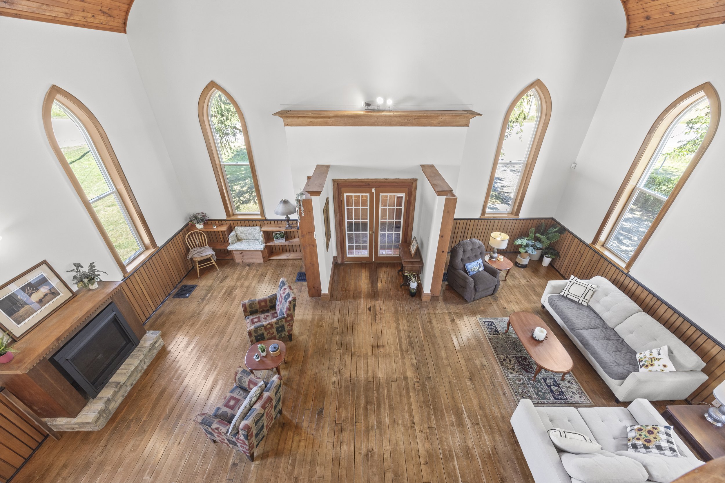 3229 Mcgillivray Dr -26.JPG