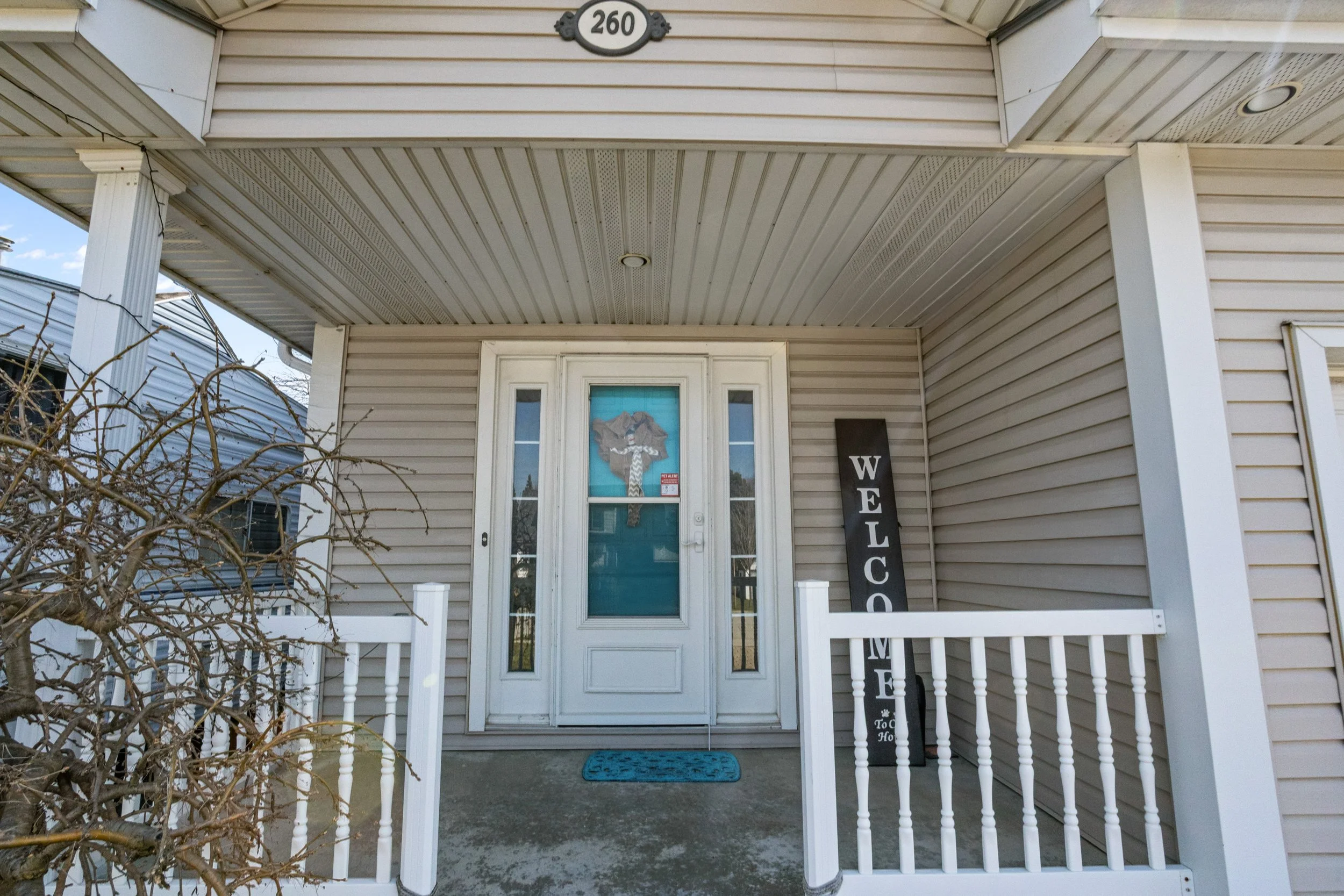 260 Mutual Dr - 03.jpg