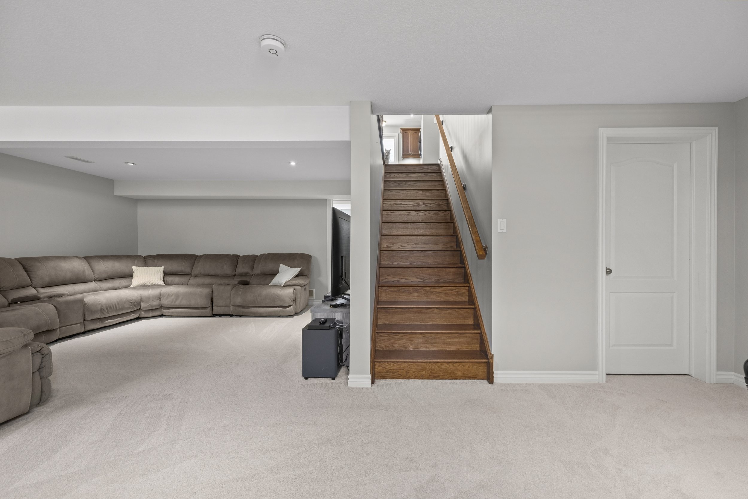 131 Deborah Dr -32.JPG