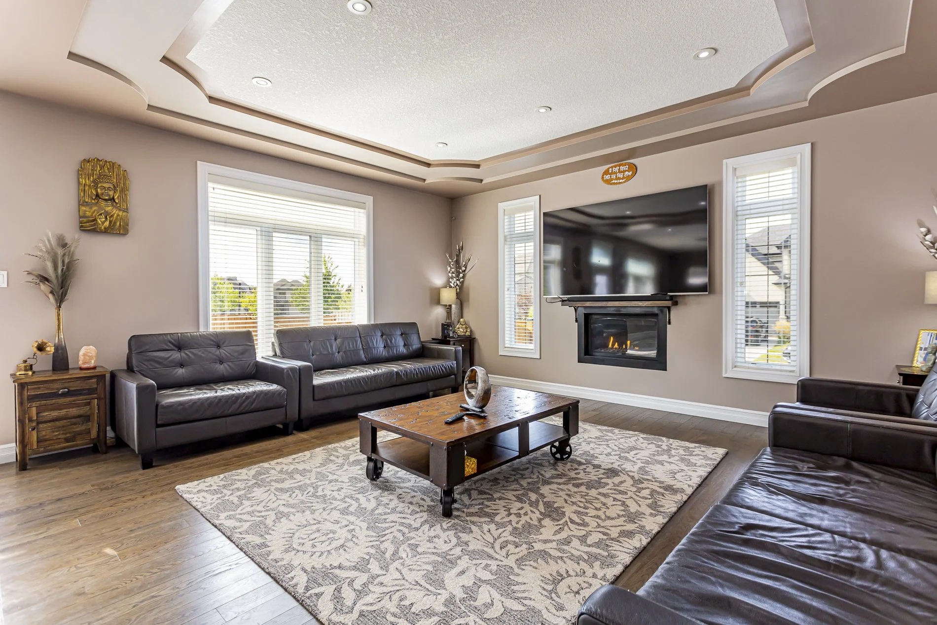 6645 Upper Canada Crossing_19.jpg