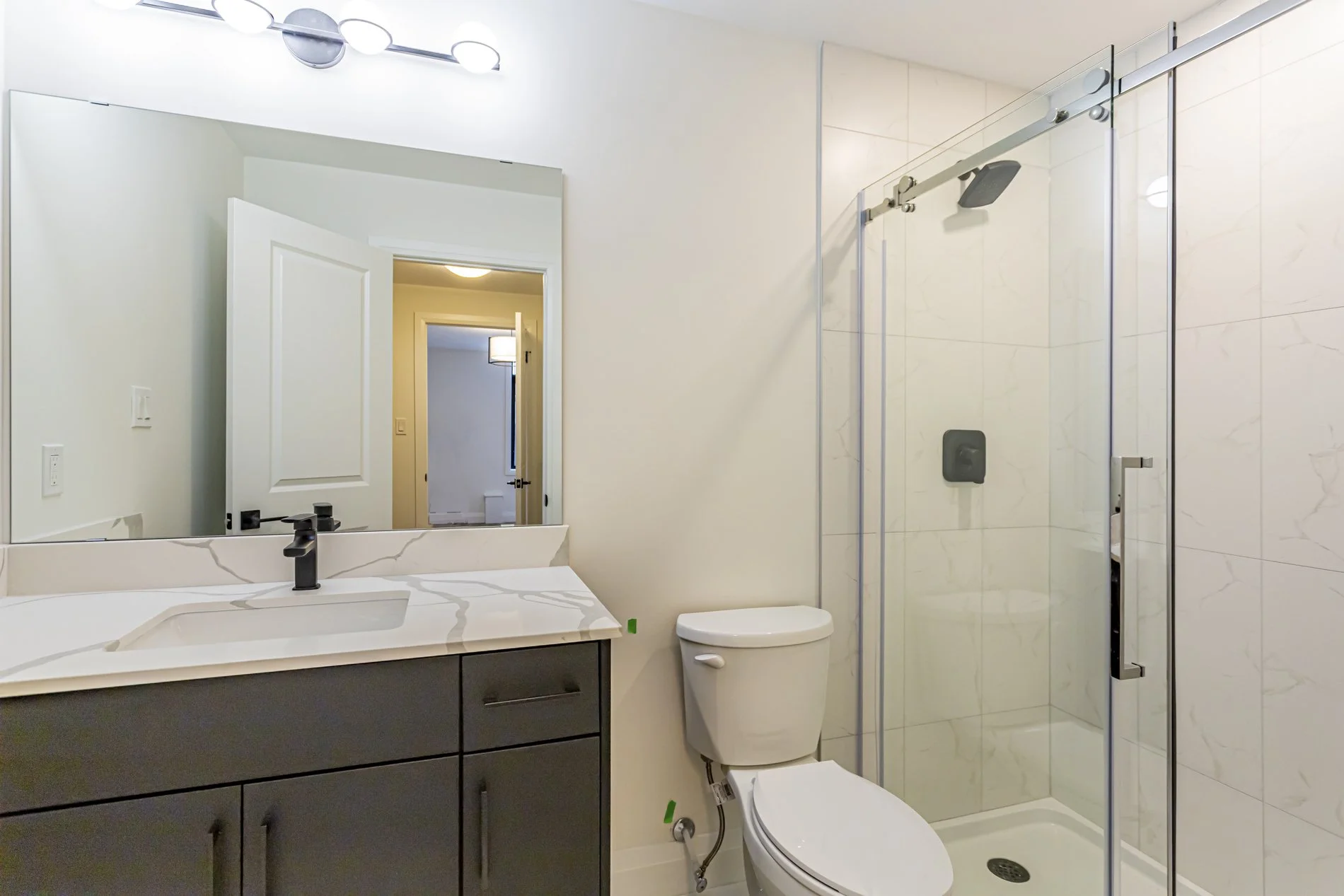 55-3900 Savoy St_25.JPG