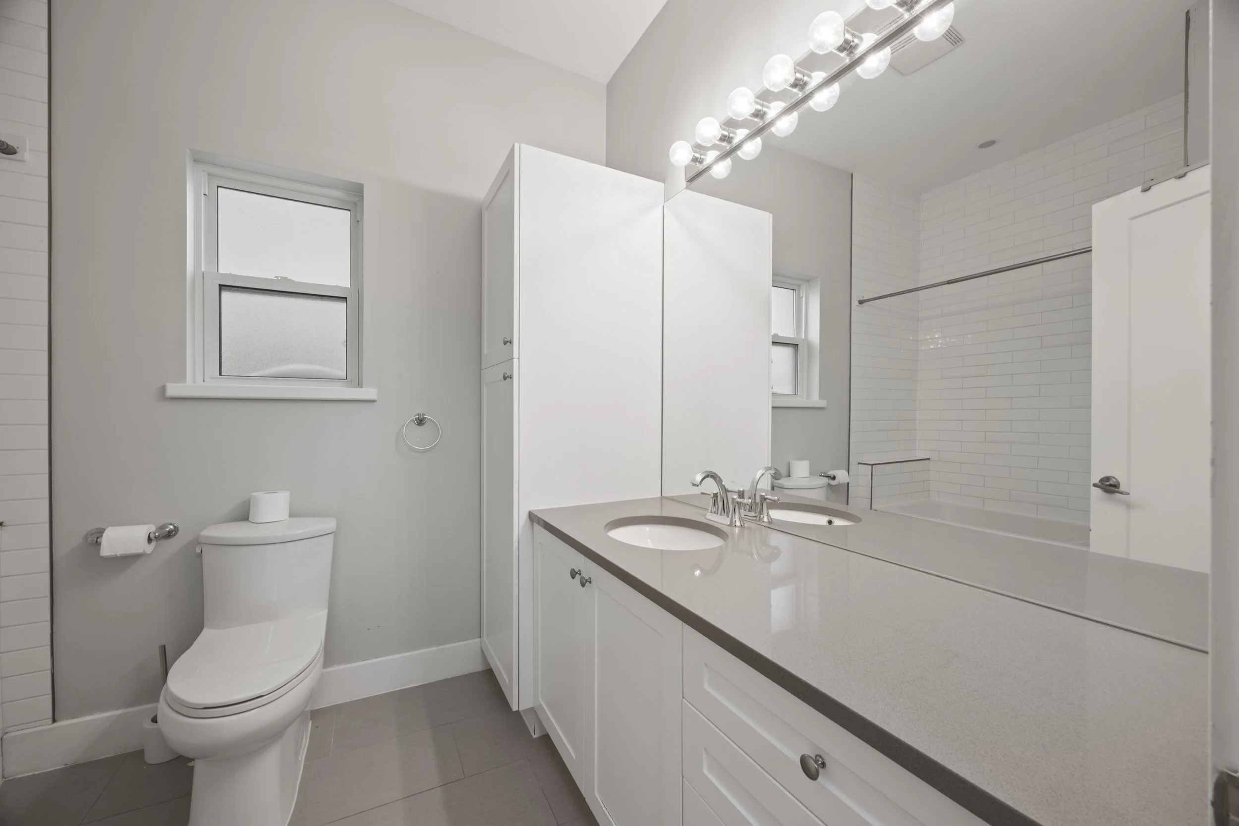 517 Princess Ave -44.JPG