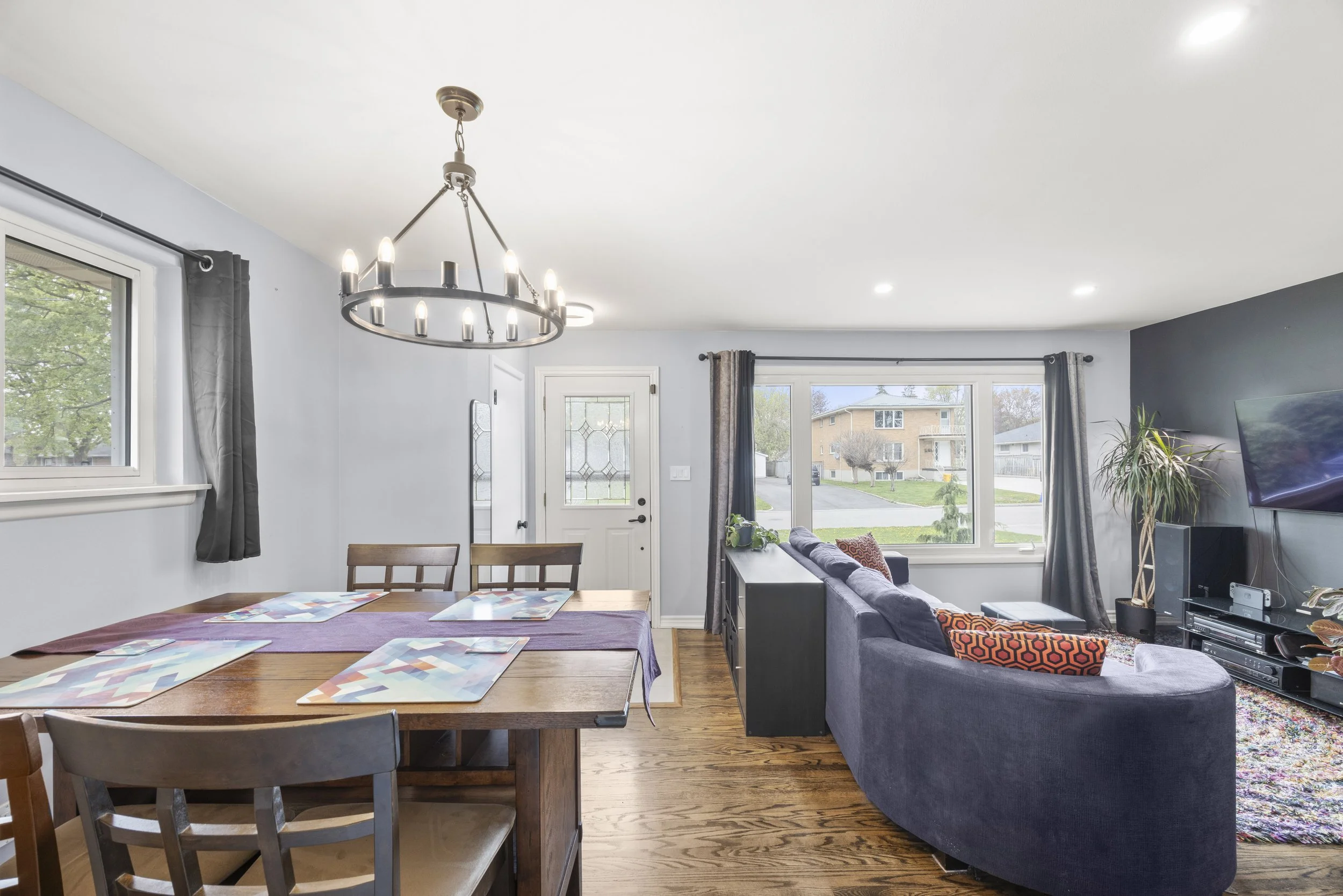 219 Burnside Dr -08.JPG