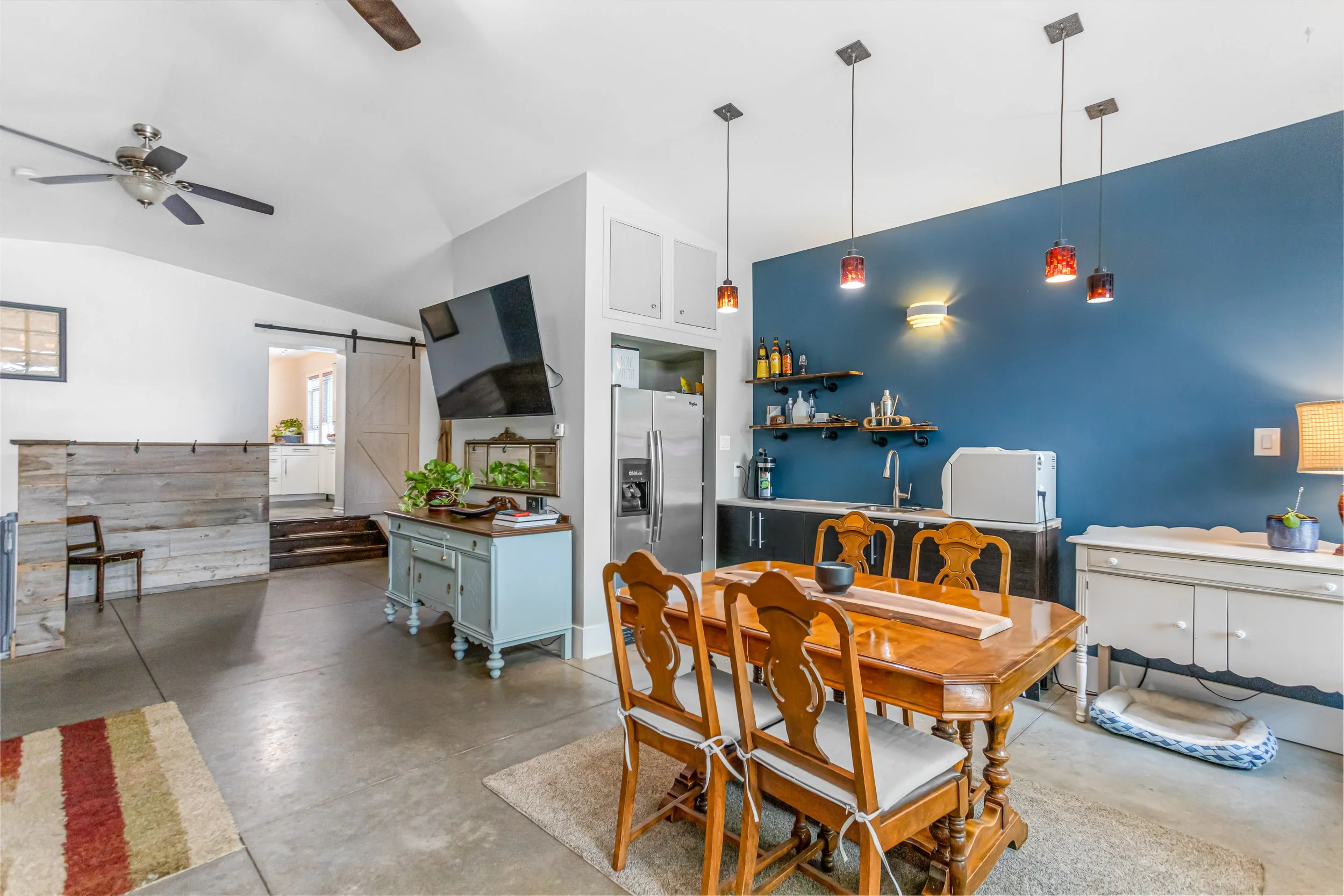 971 Hackett St-23.jpg