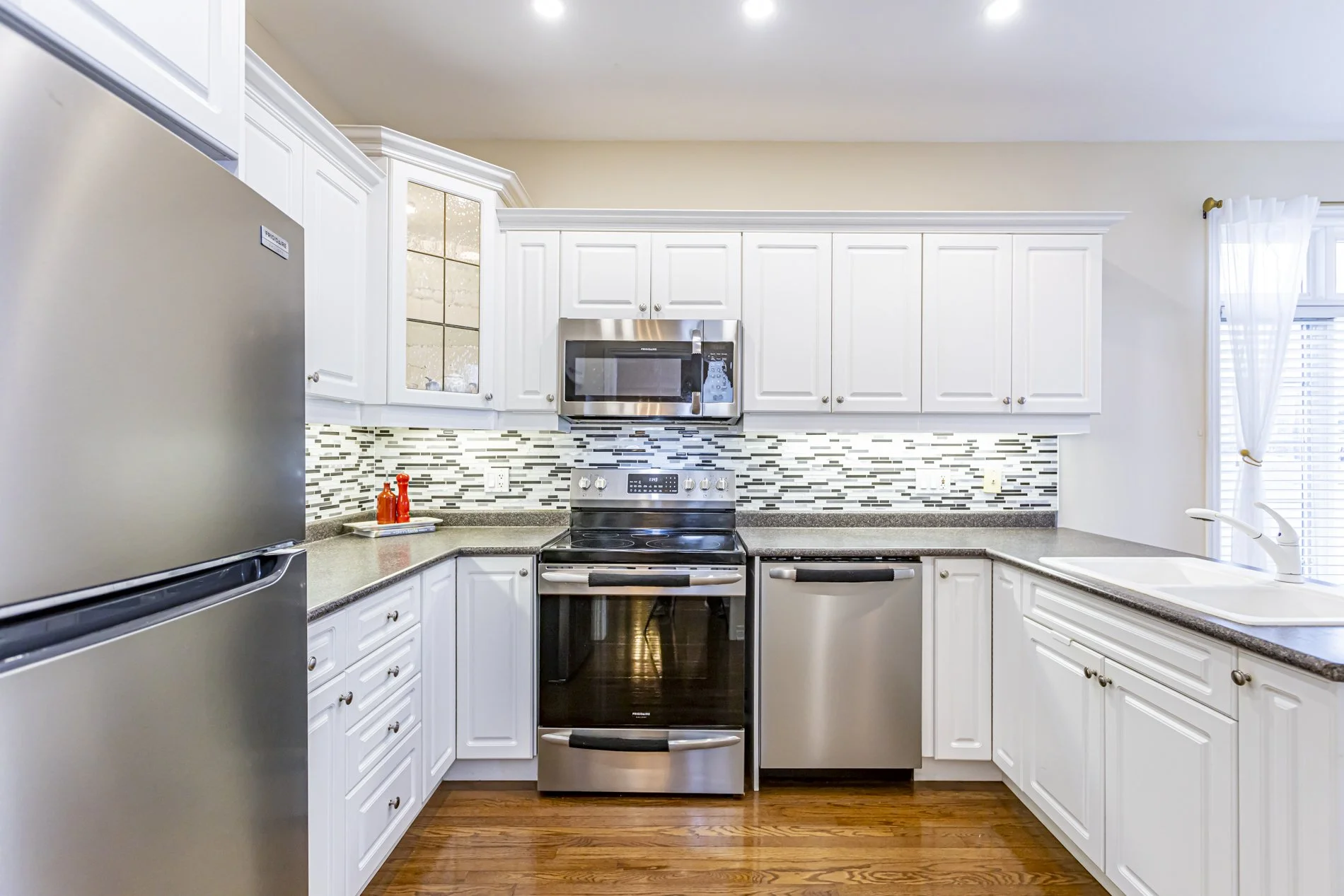 20-575 Mcgarrell Pl_13.JPG