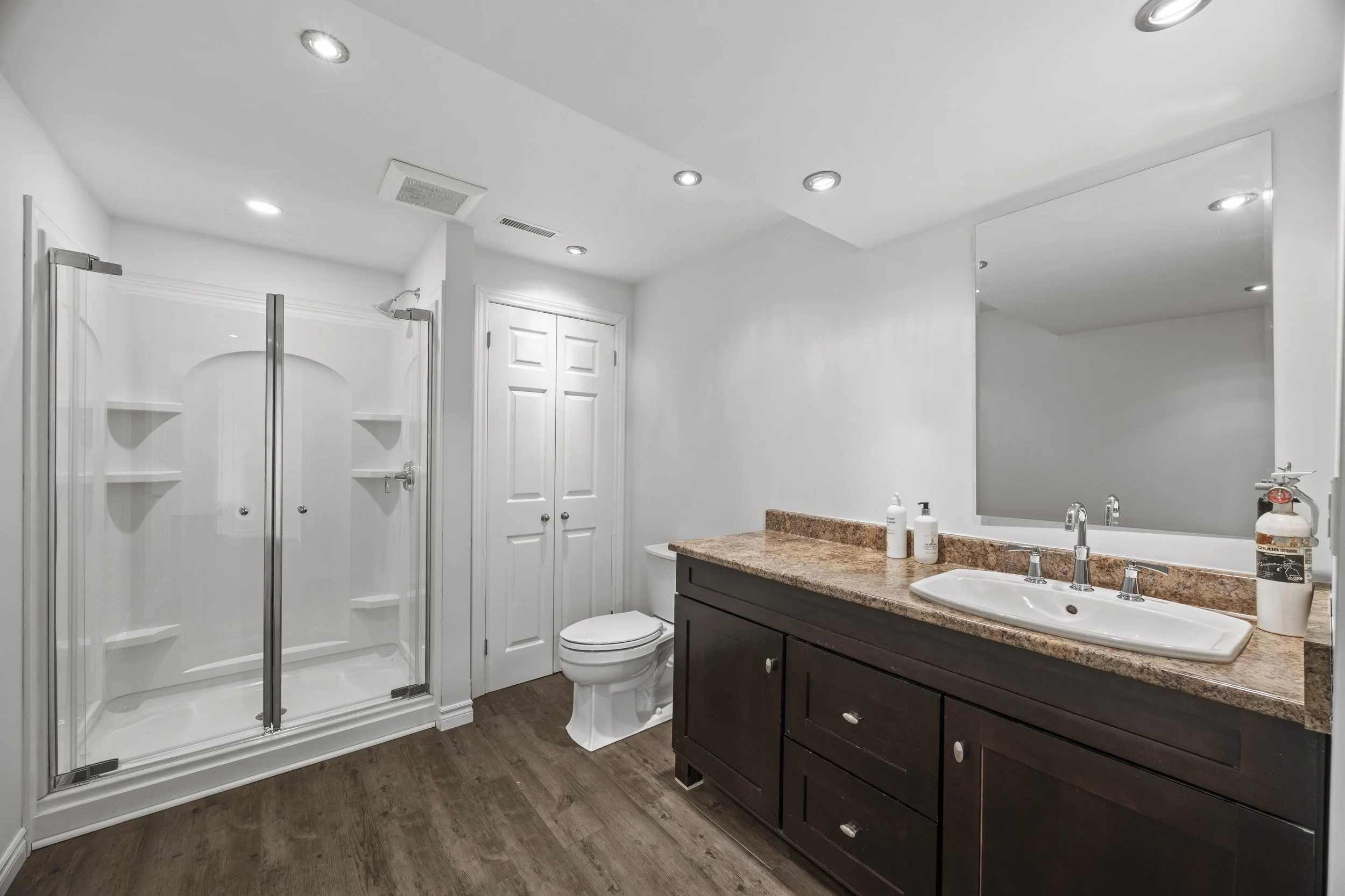 940 Manchester Rd -43.JPG