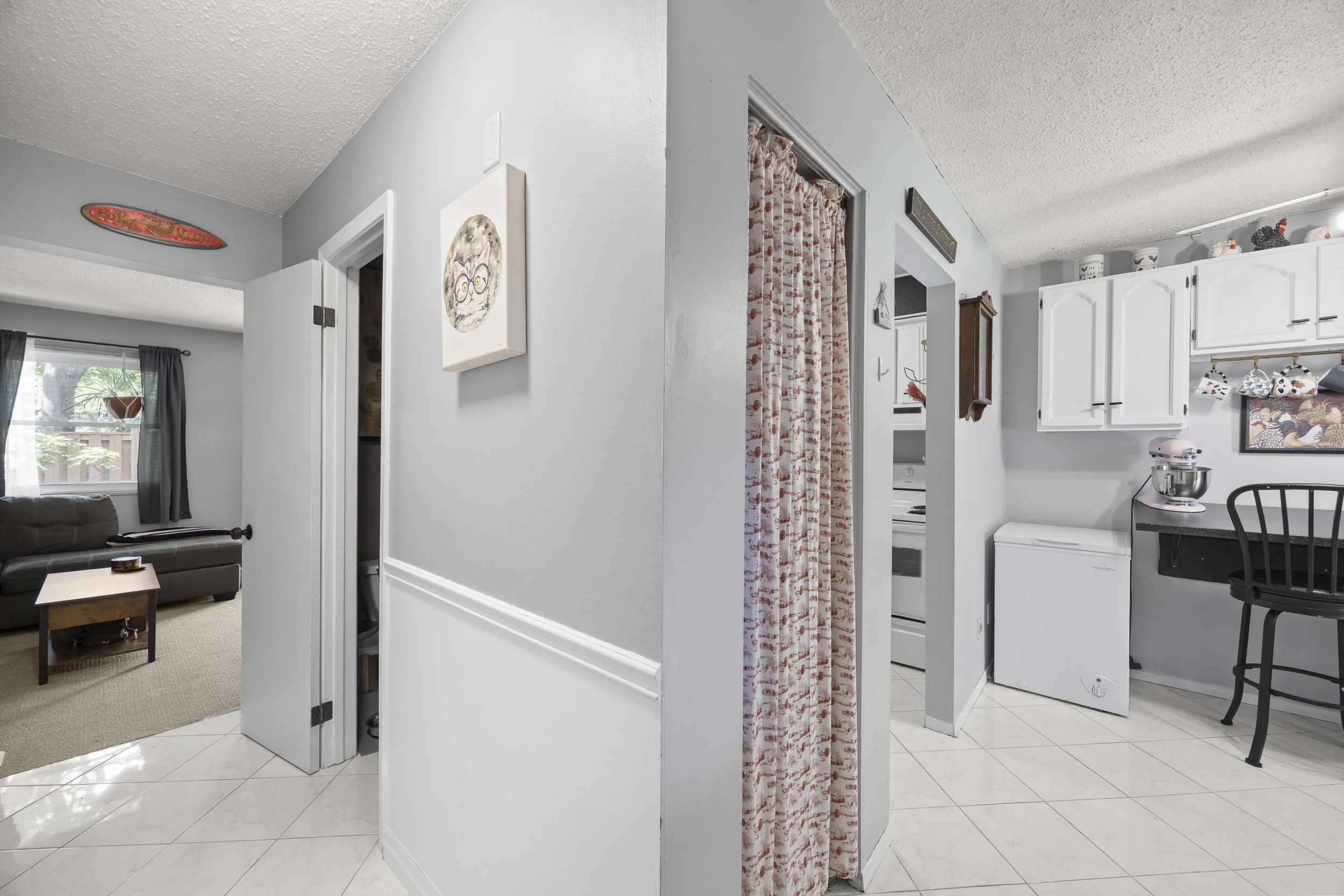 453 Wilkins St -05.JPG